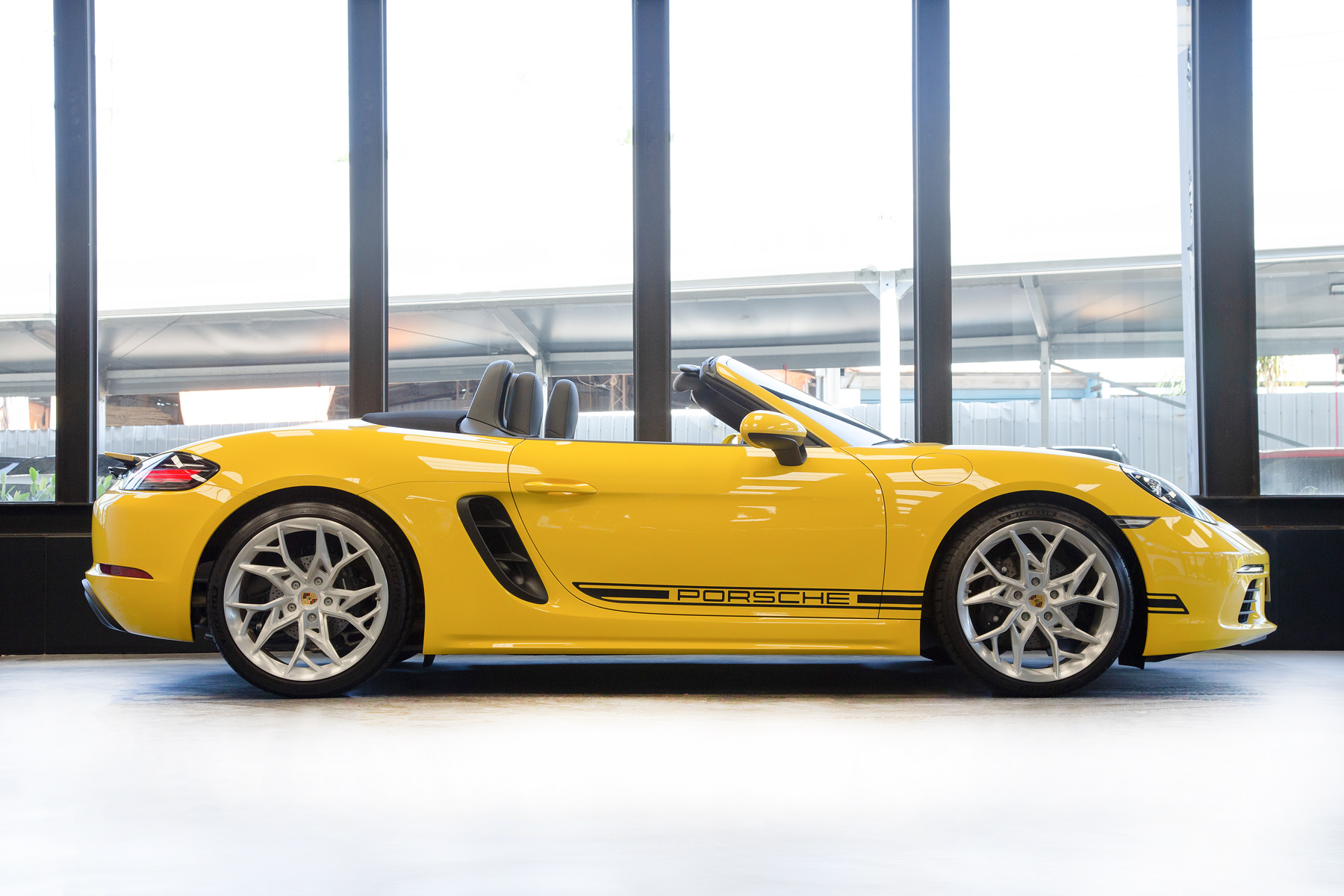 Porsche 718 Boxster