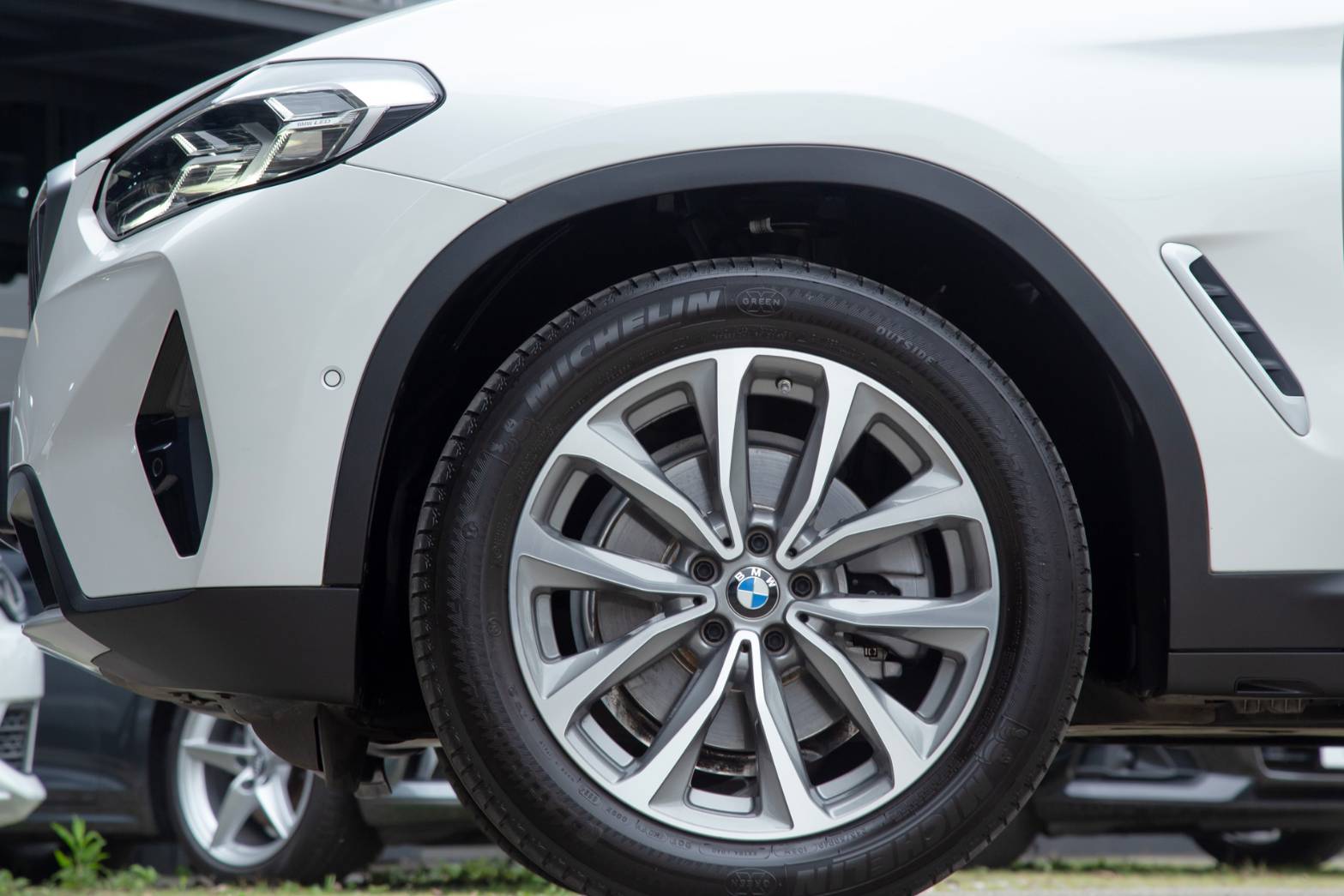 BMW xDrive20i