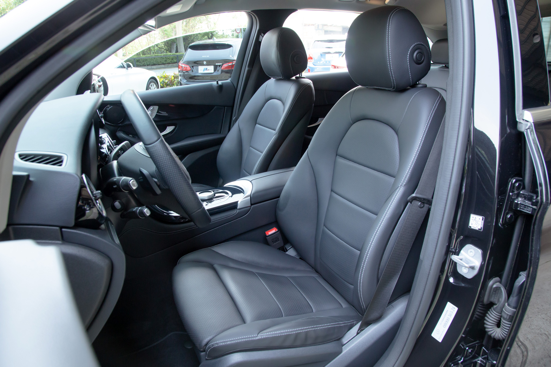 Mercedes-Benz GLC200