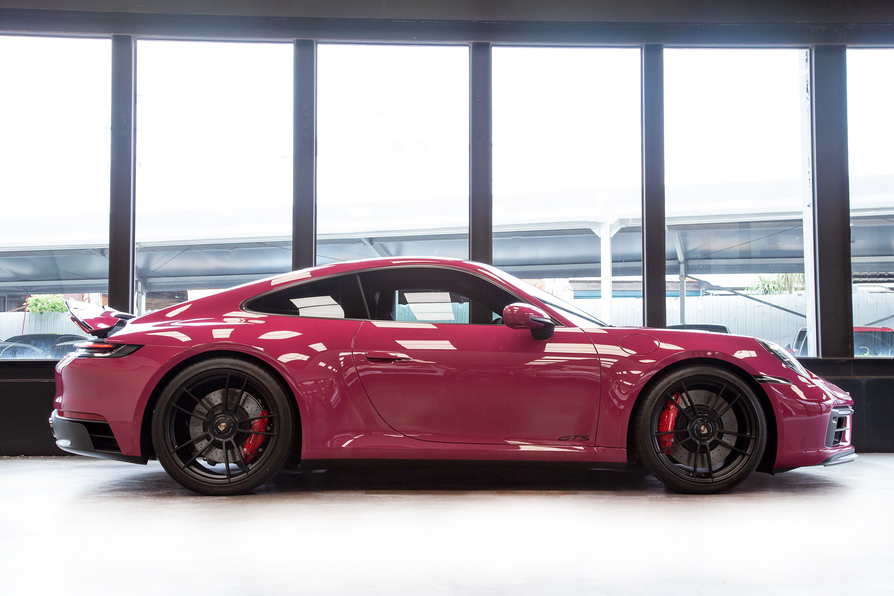 Porsche 911 Carrera GTS