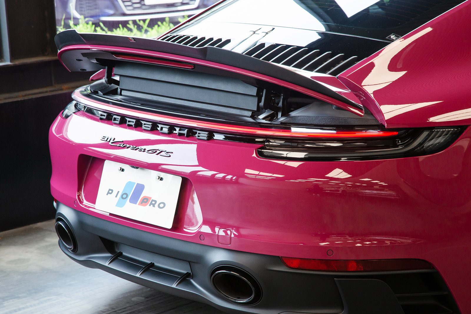 Porsche 911 Carrera GTS