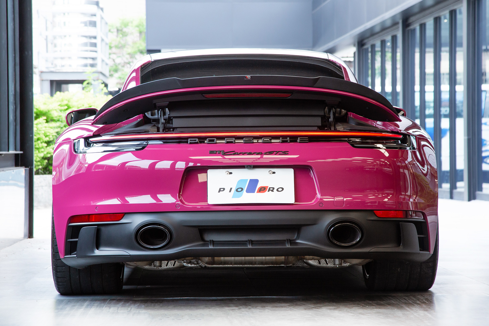Porsche 911 Carrera GTS
