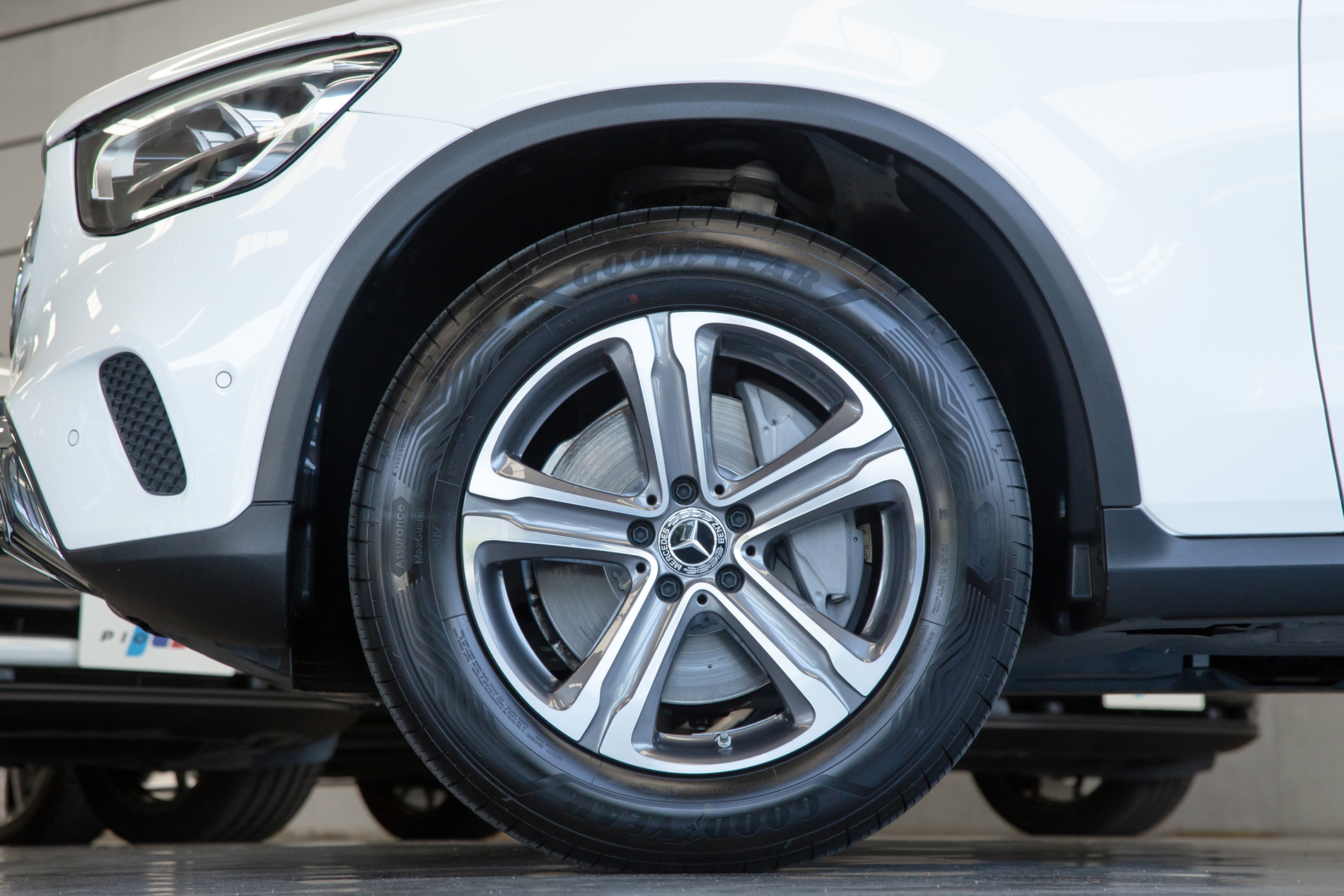 Mercedes-Benz GLC200