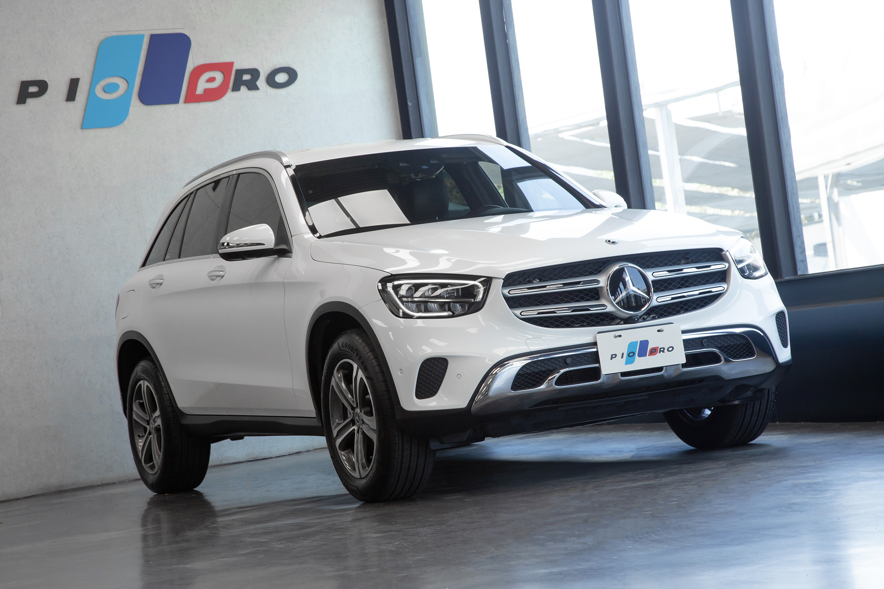 Mercedes-Benz GLC200