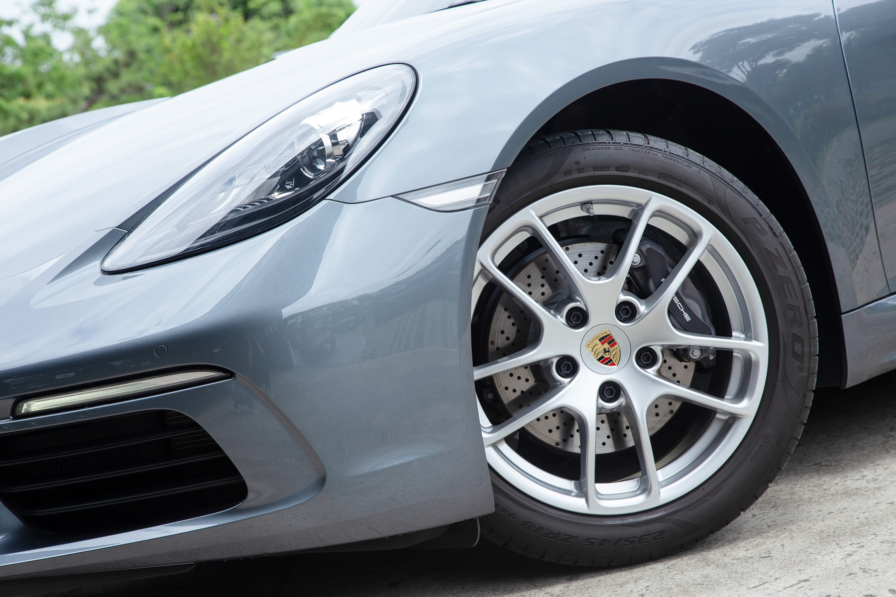 Porsche 718 Cayman