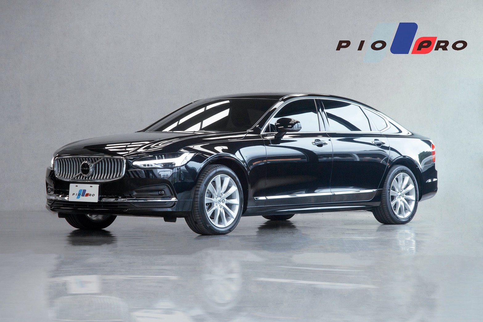 S90