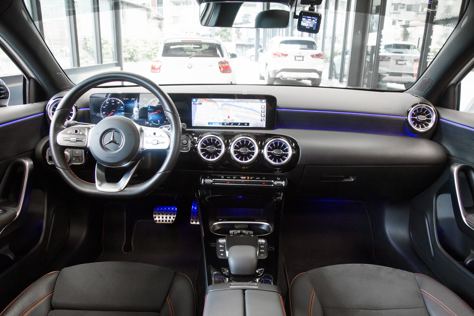 Mercedes-Benz A 180 運動版