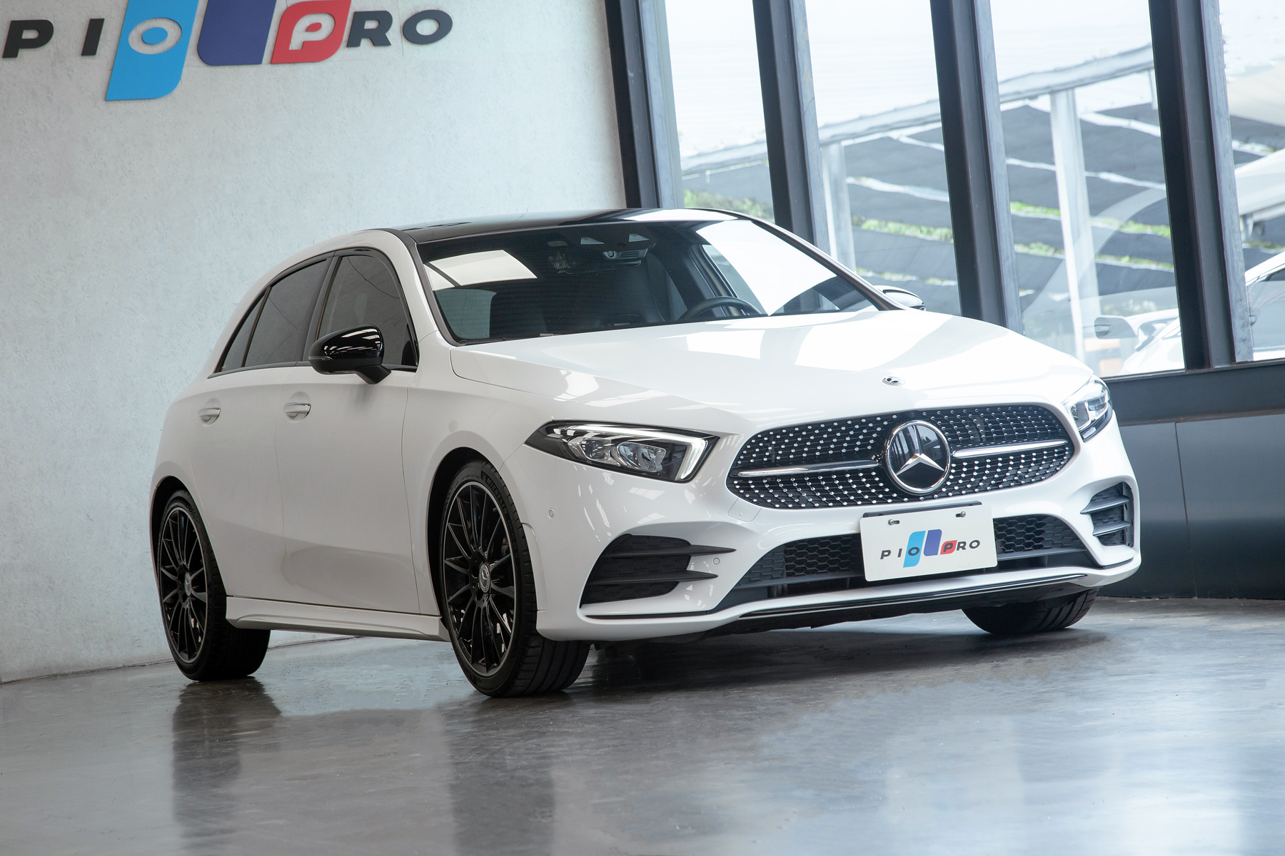Mercedes-Benz A 180 運動版