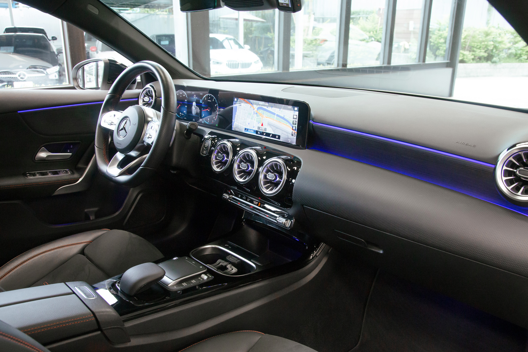 Mercedes-Benz A 180 運動版