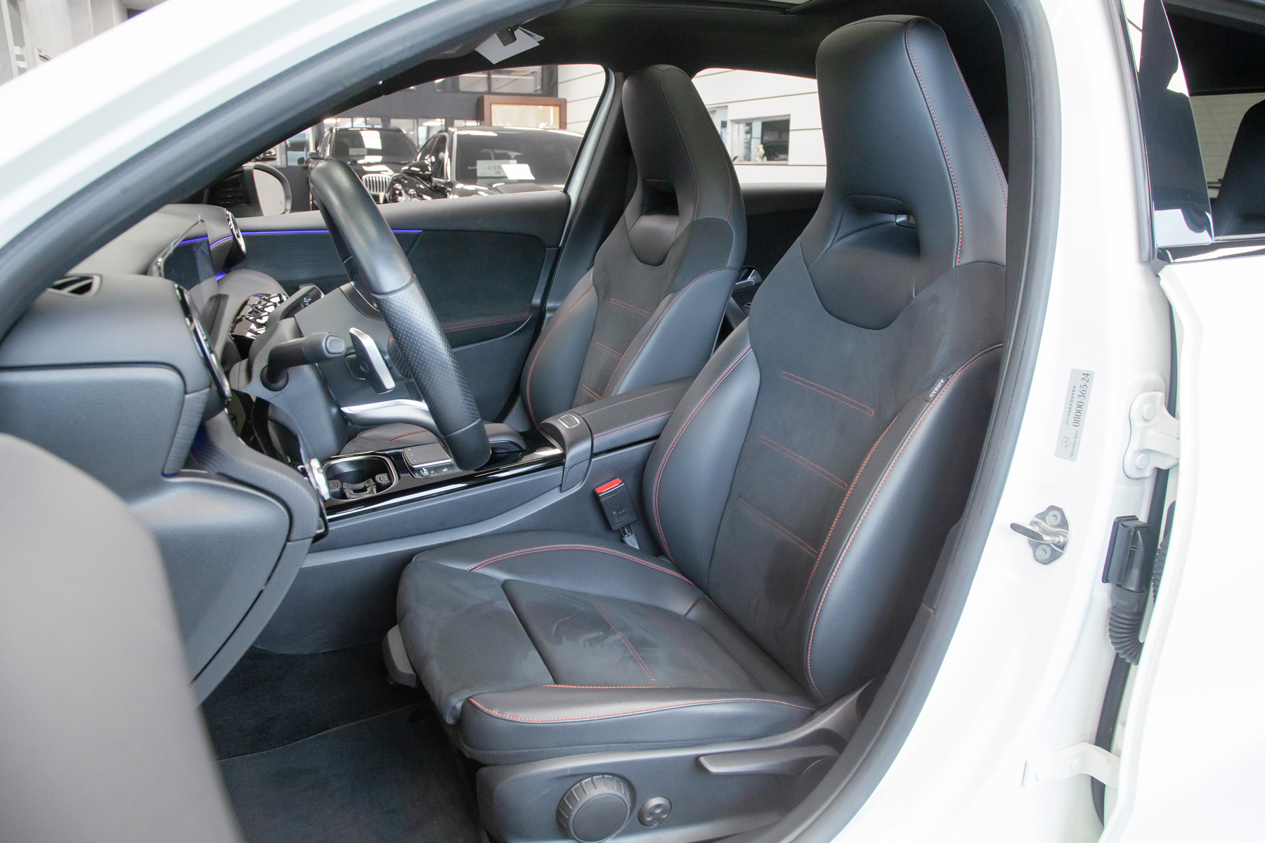 Mercedes-Benz A 180 運動版