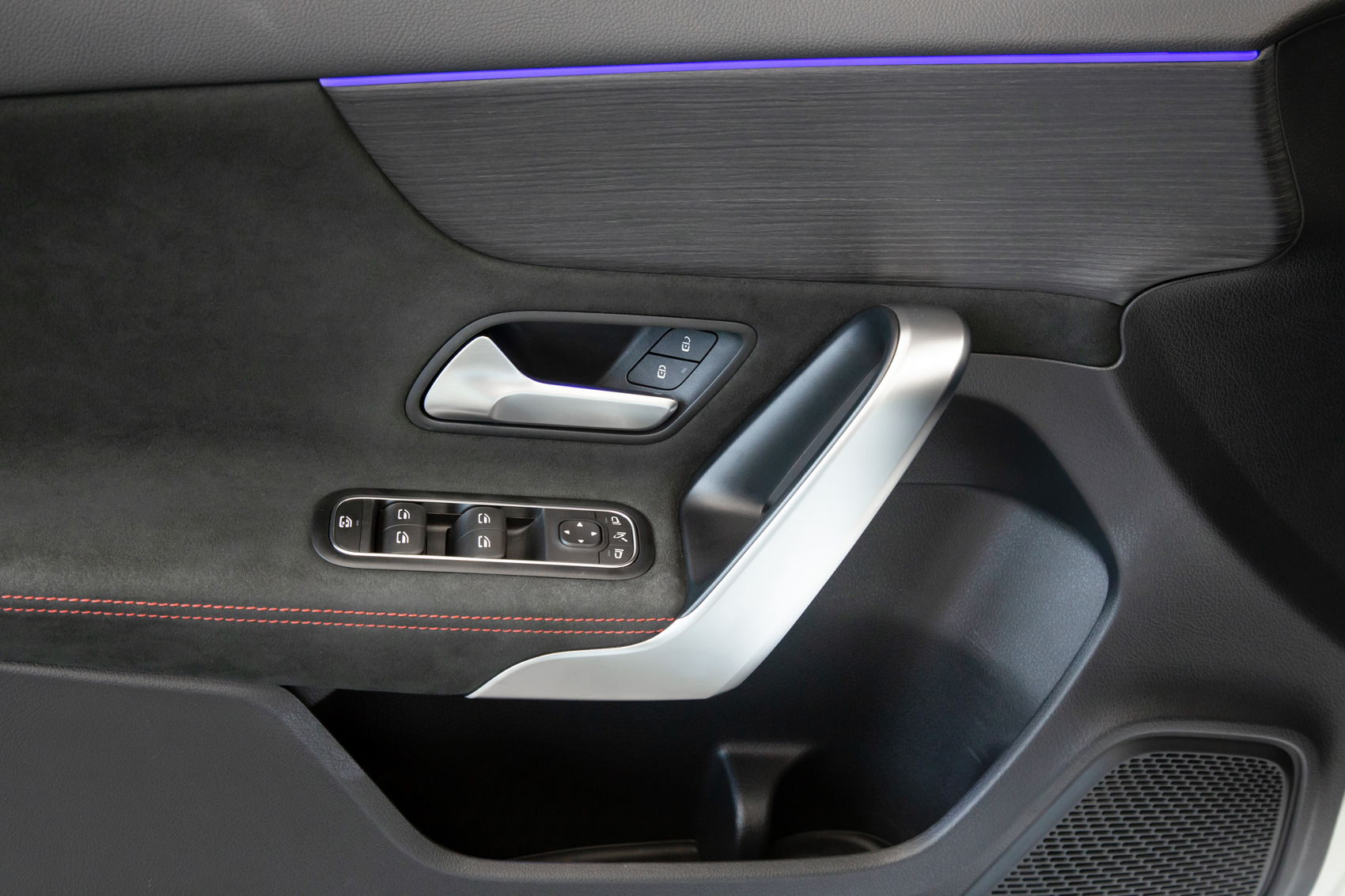 Mercedes-Benz A 180 運動版