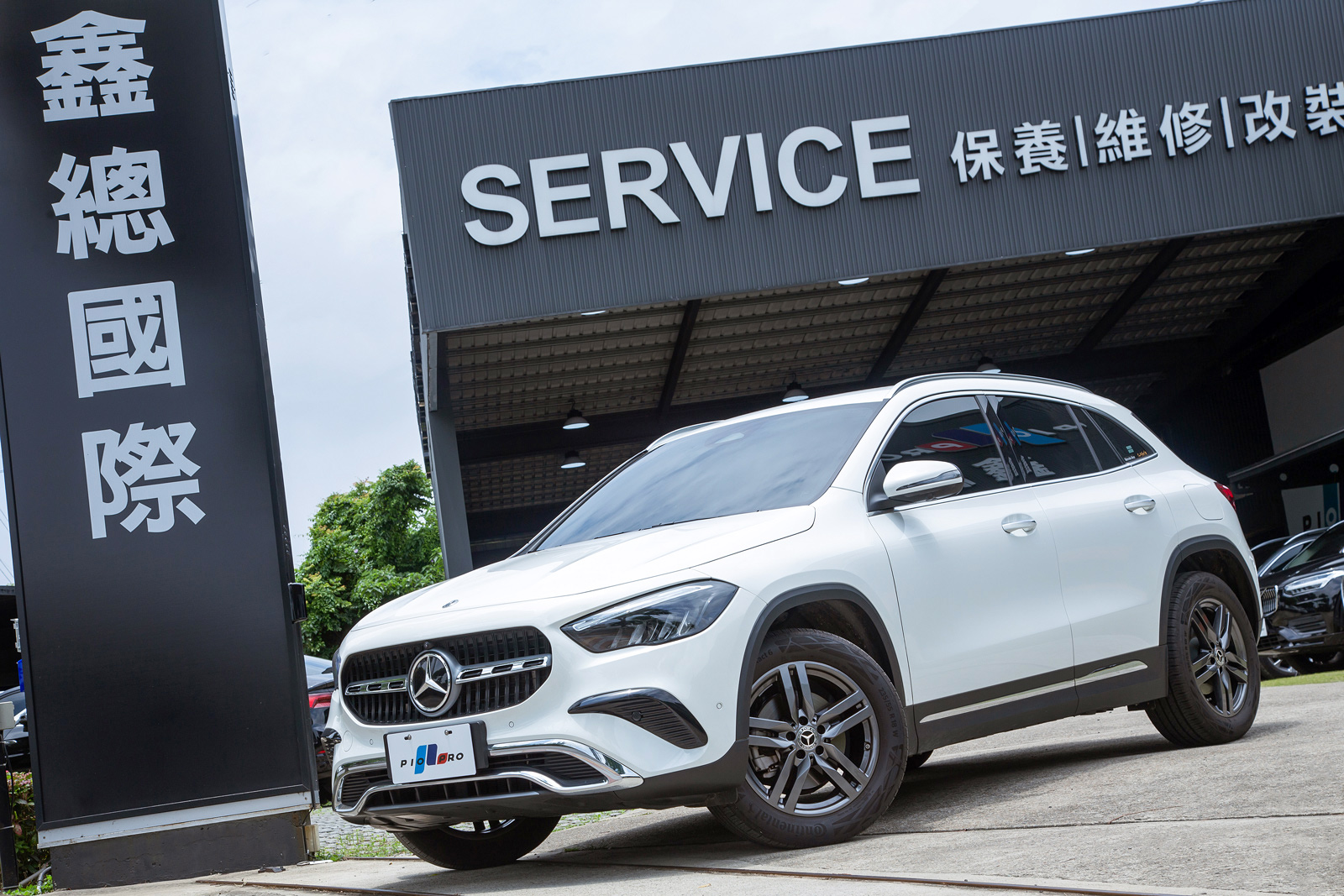 Mercedes-Benz GLA180
