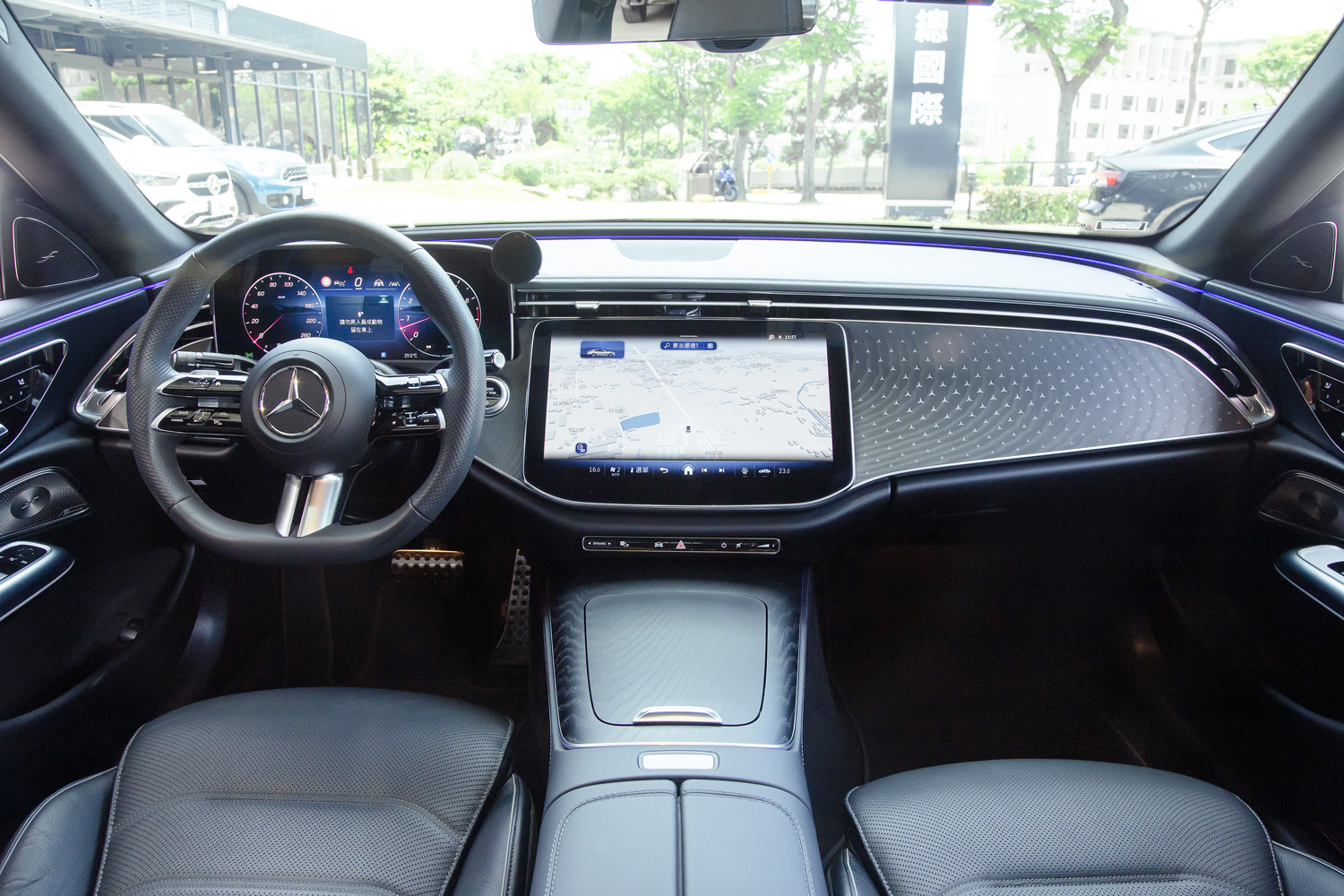 Mercedes-Benz E300