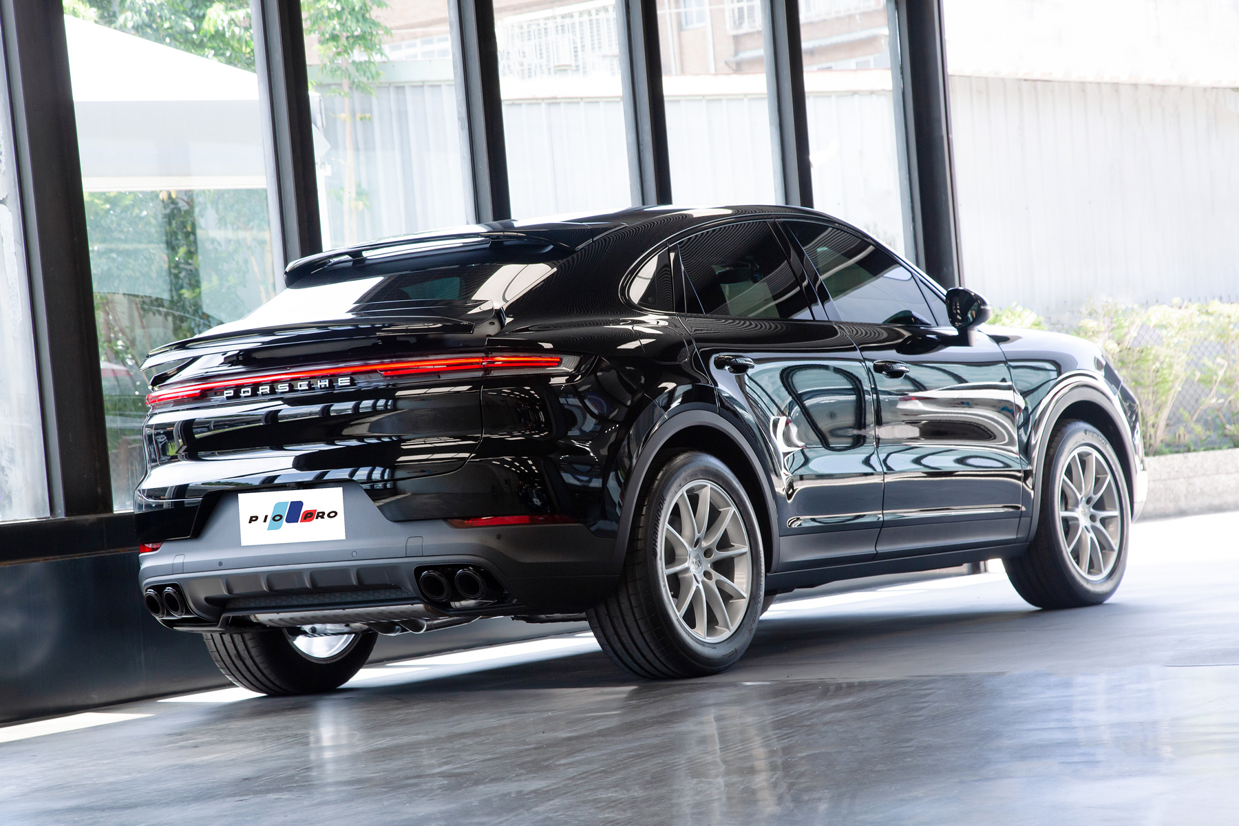 Porsche Cayenne Coupe