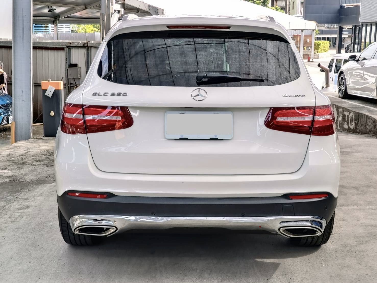 Mercedes-Benz GLC250