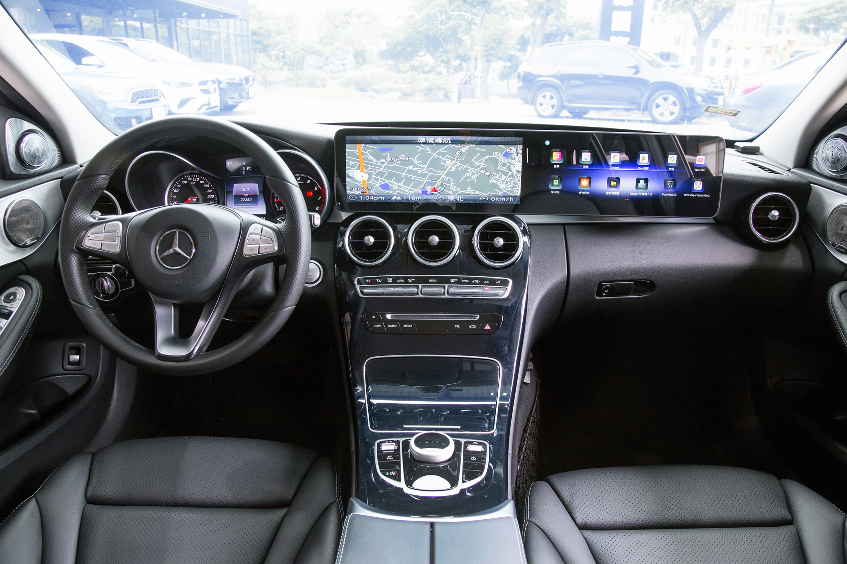 Mercedes-Benz C200