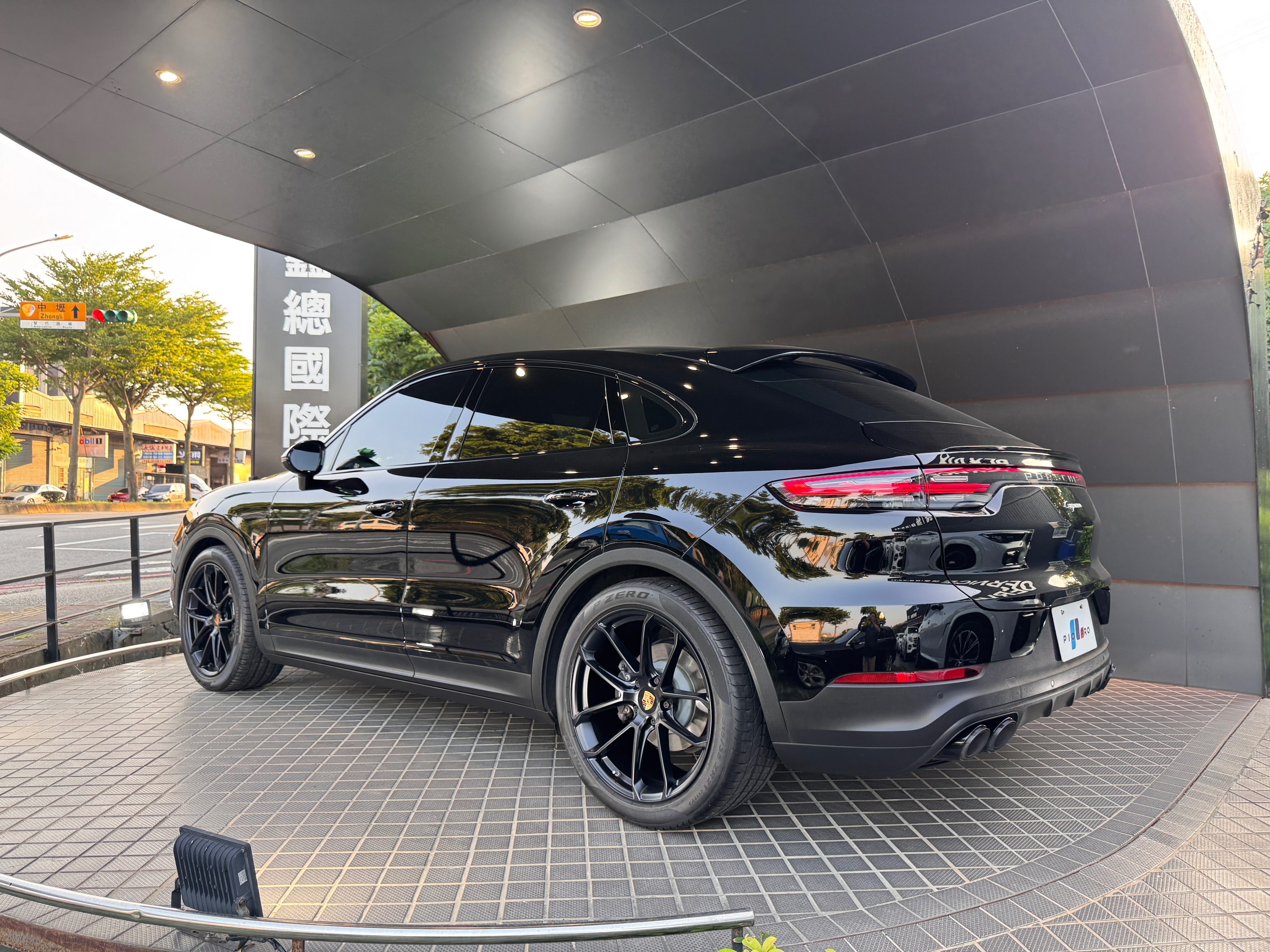 Porsche Cayenne Coupe