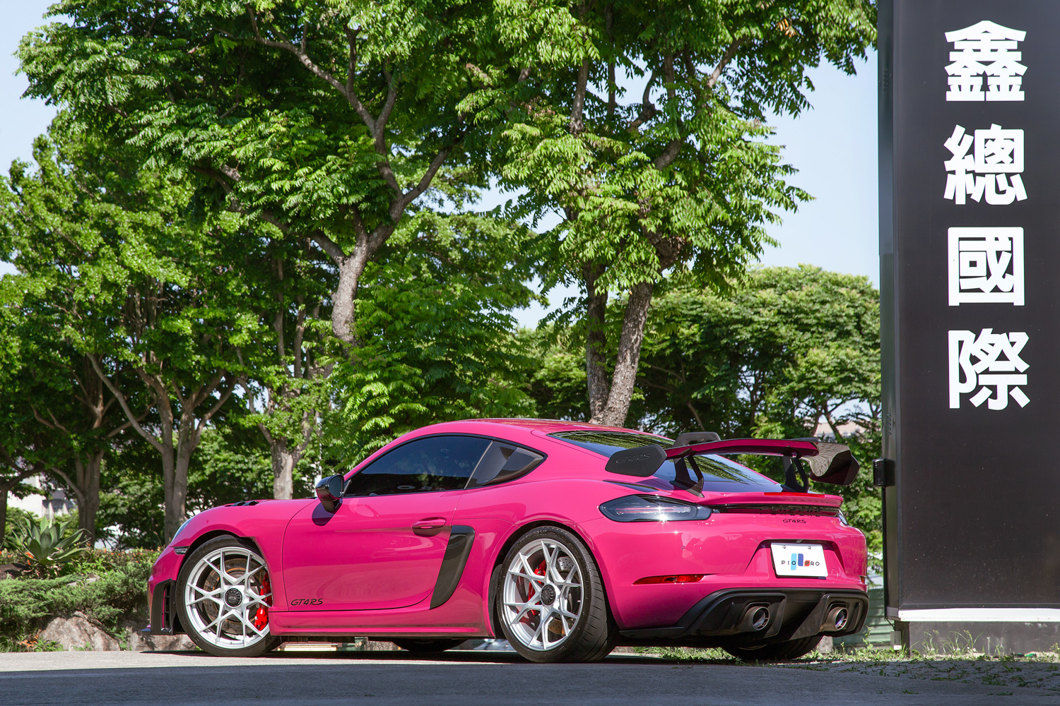 Porsche 718 Cayman