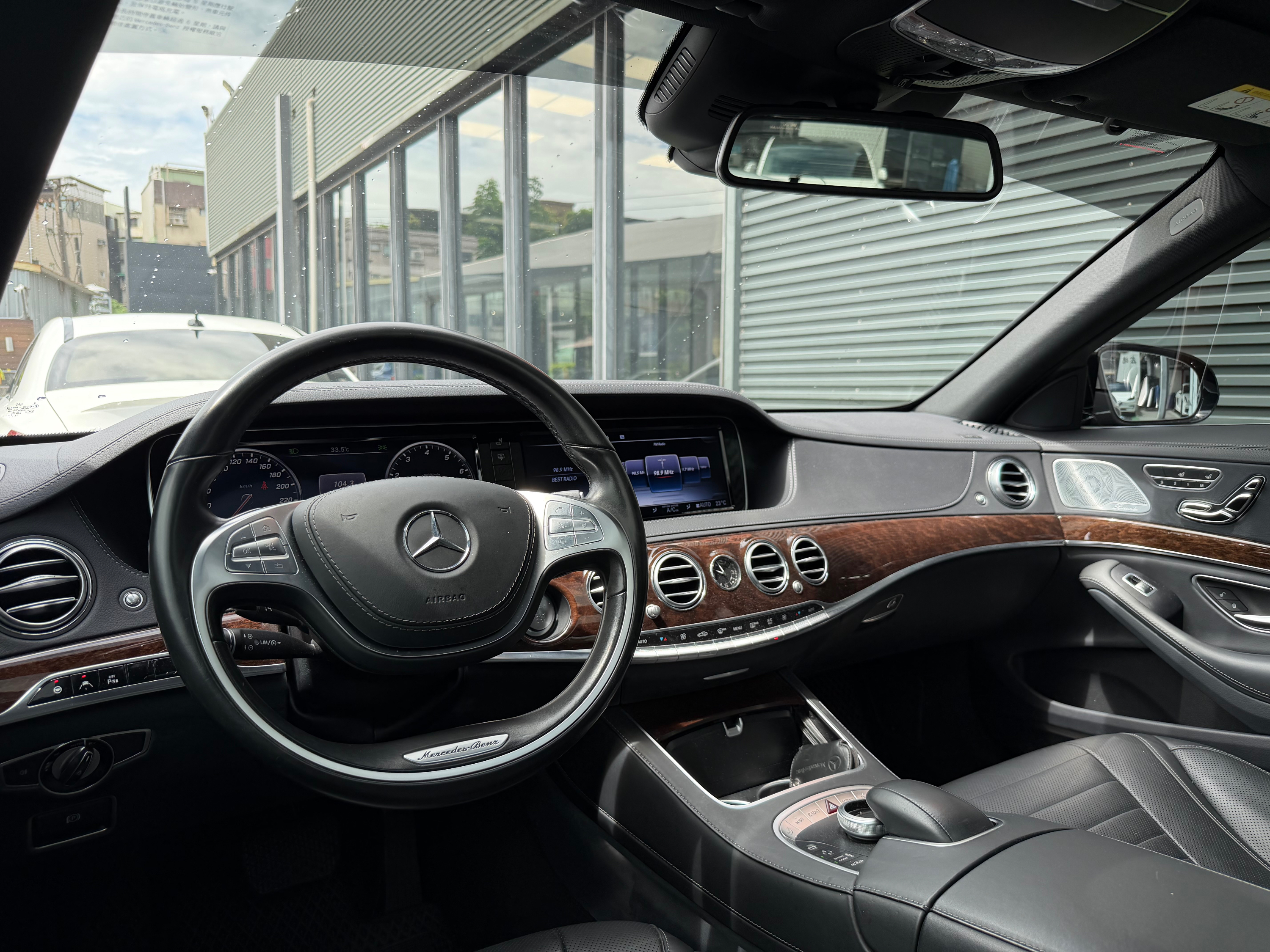 Mercedes-Benz S400 LWB
