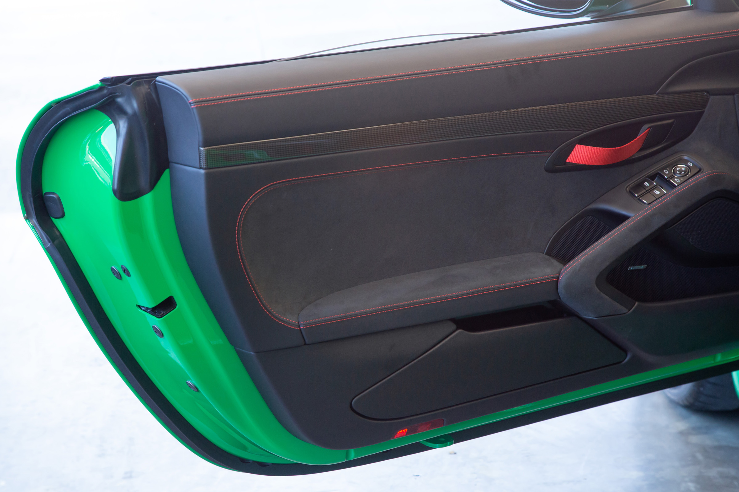 Porsche 718 Cayman
