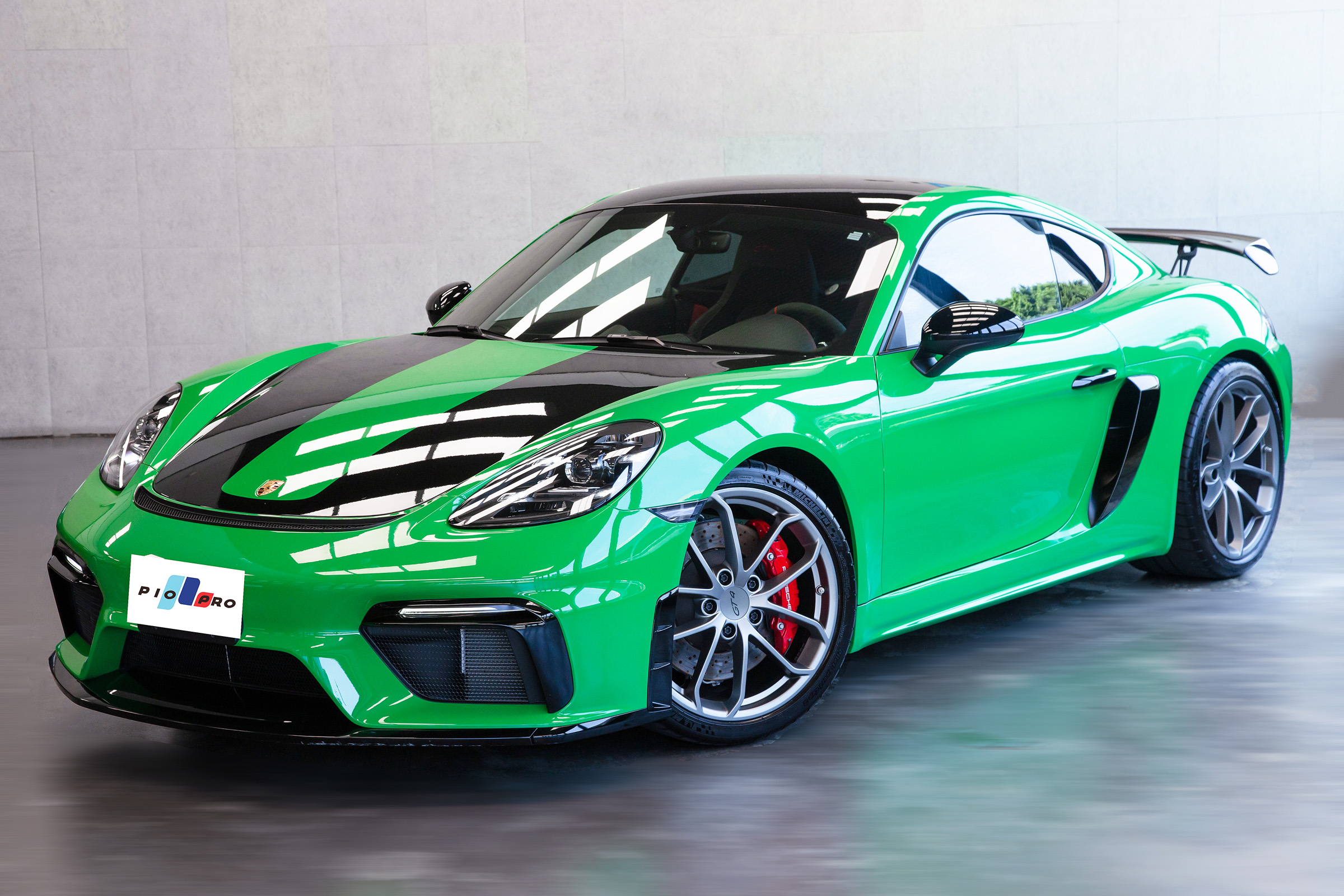 Porsche 718 Cayman