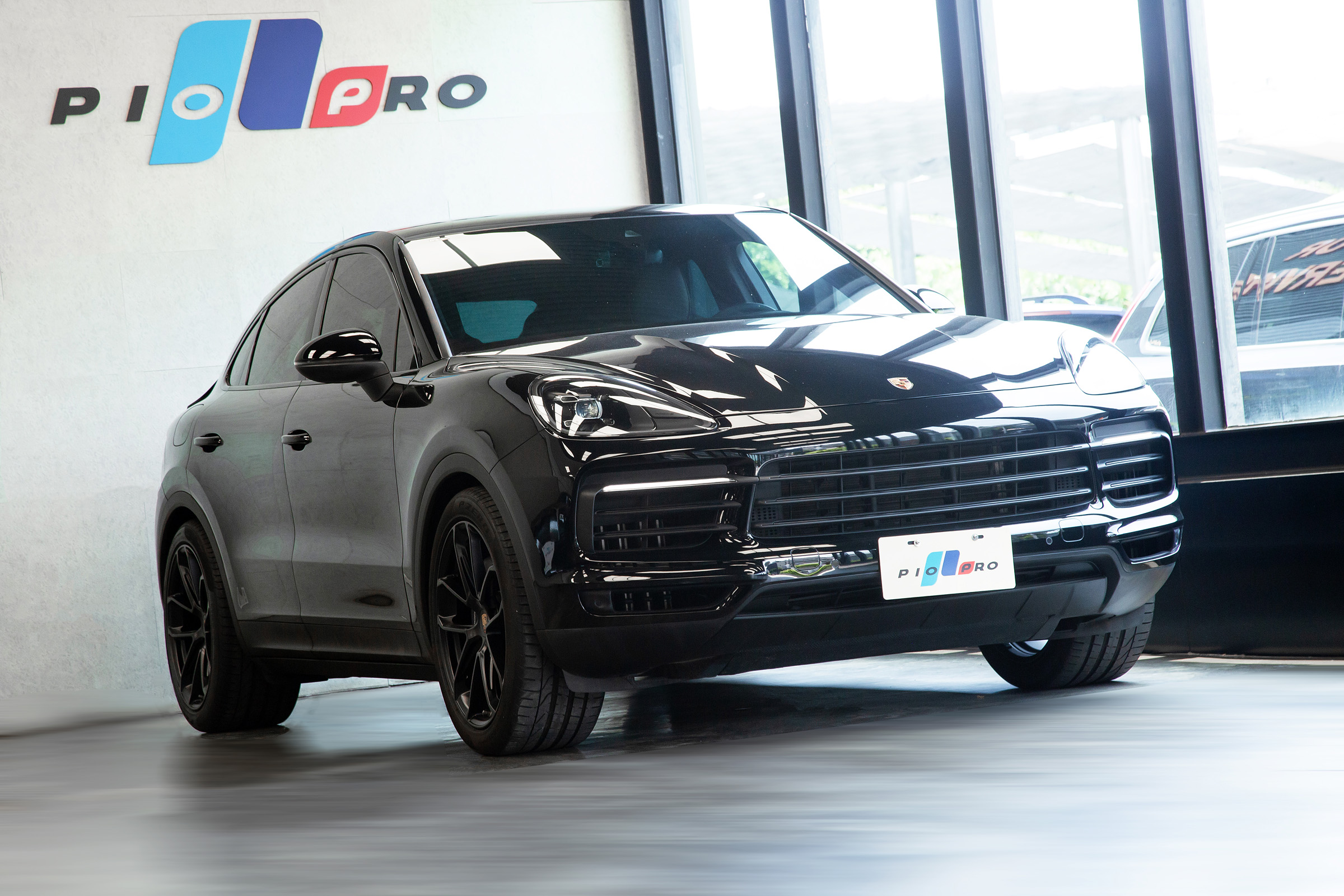 Porsche Cayenne Coupe