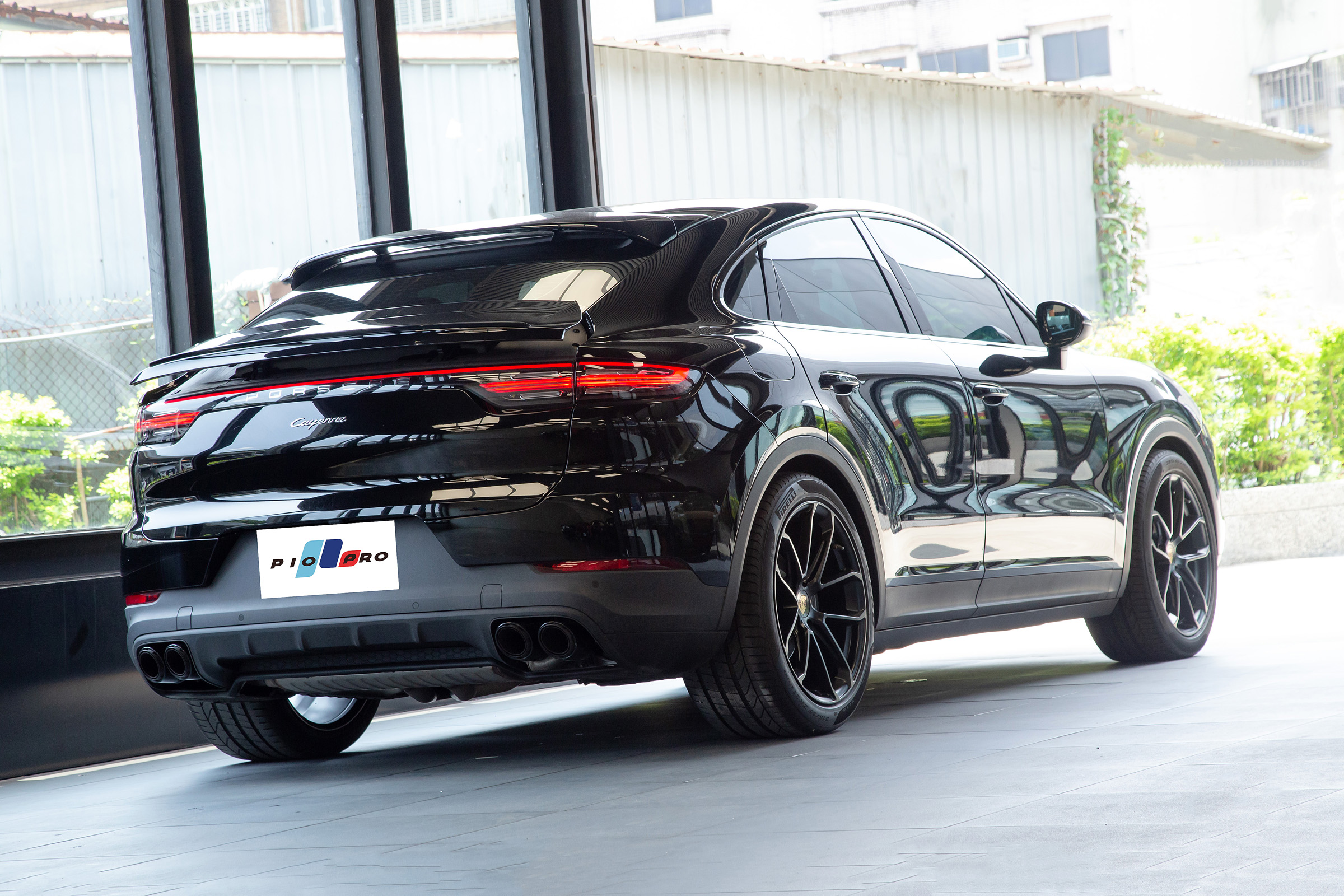 Porsche Cayenne Coupe