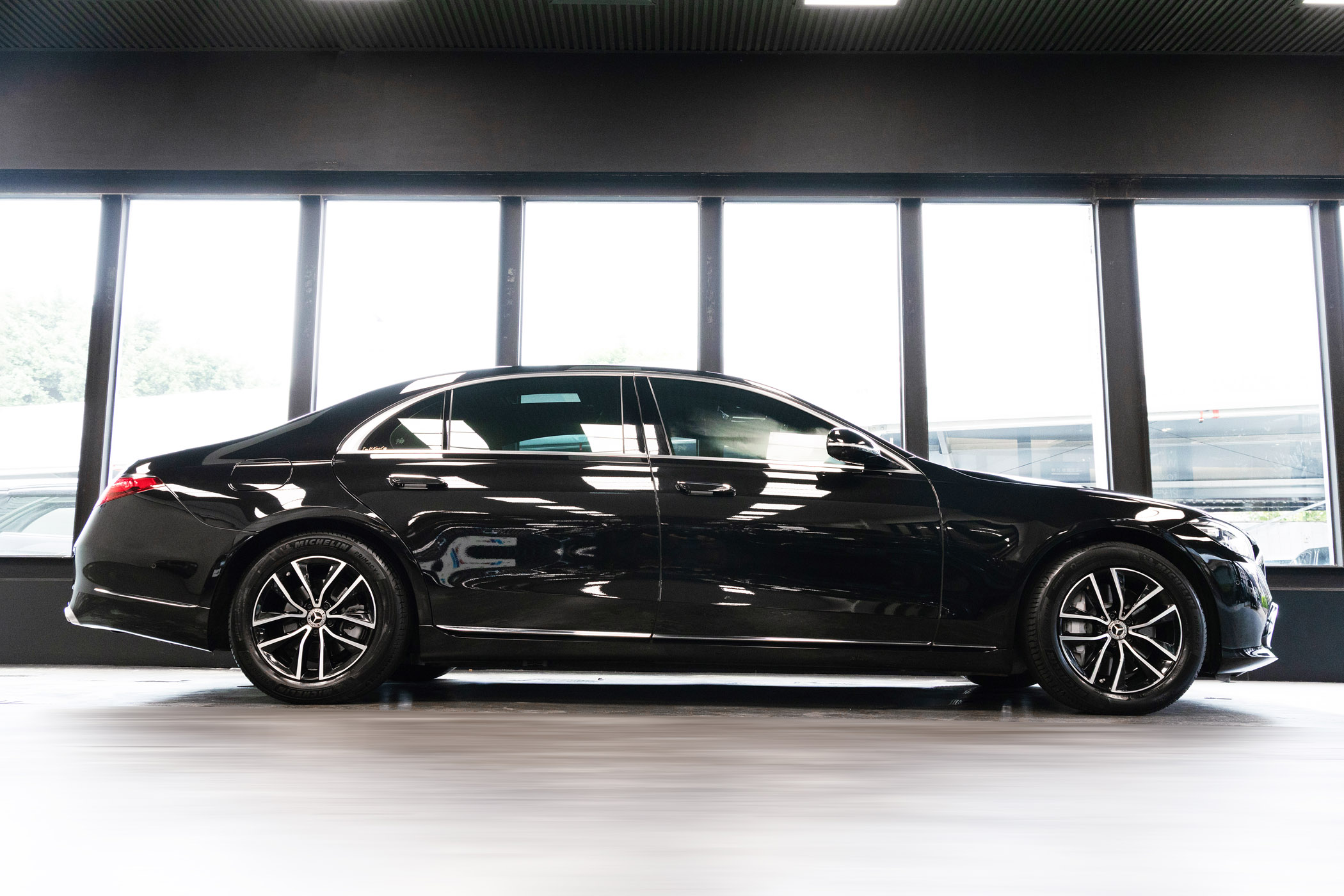 Mercedes-Benz S450