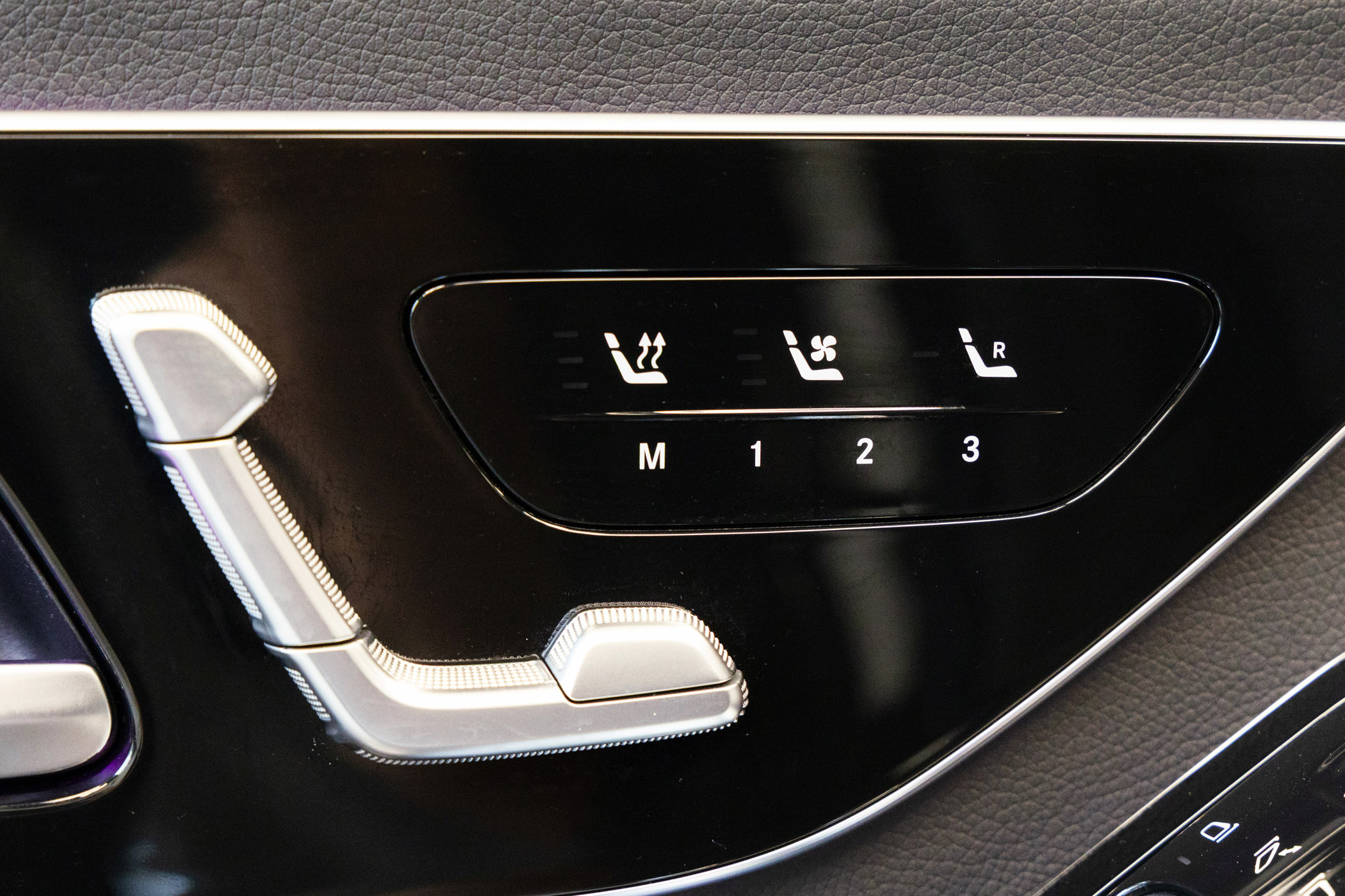 Mercedes-Benz S450