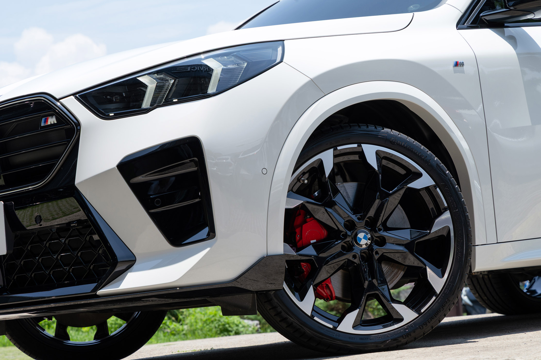 BMW M35i