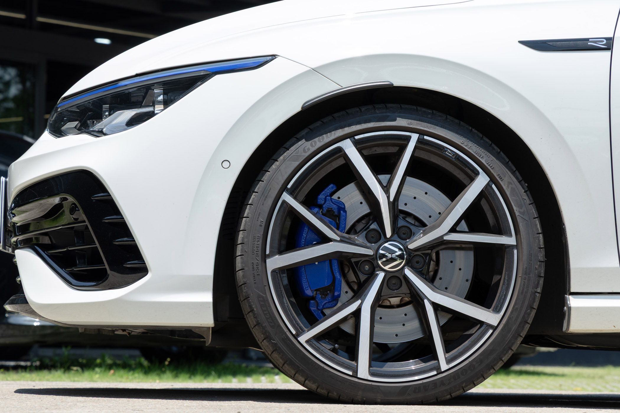 Volkswagen Golf R