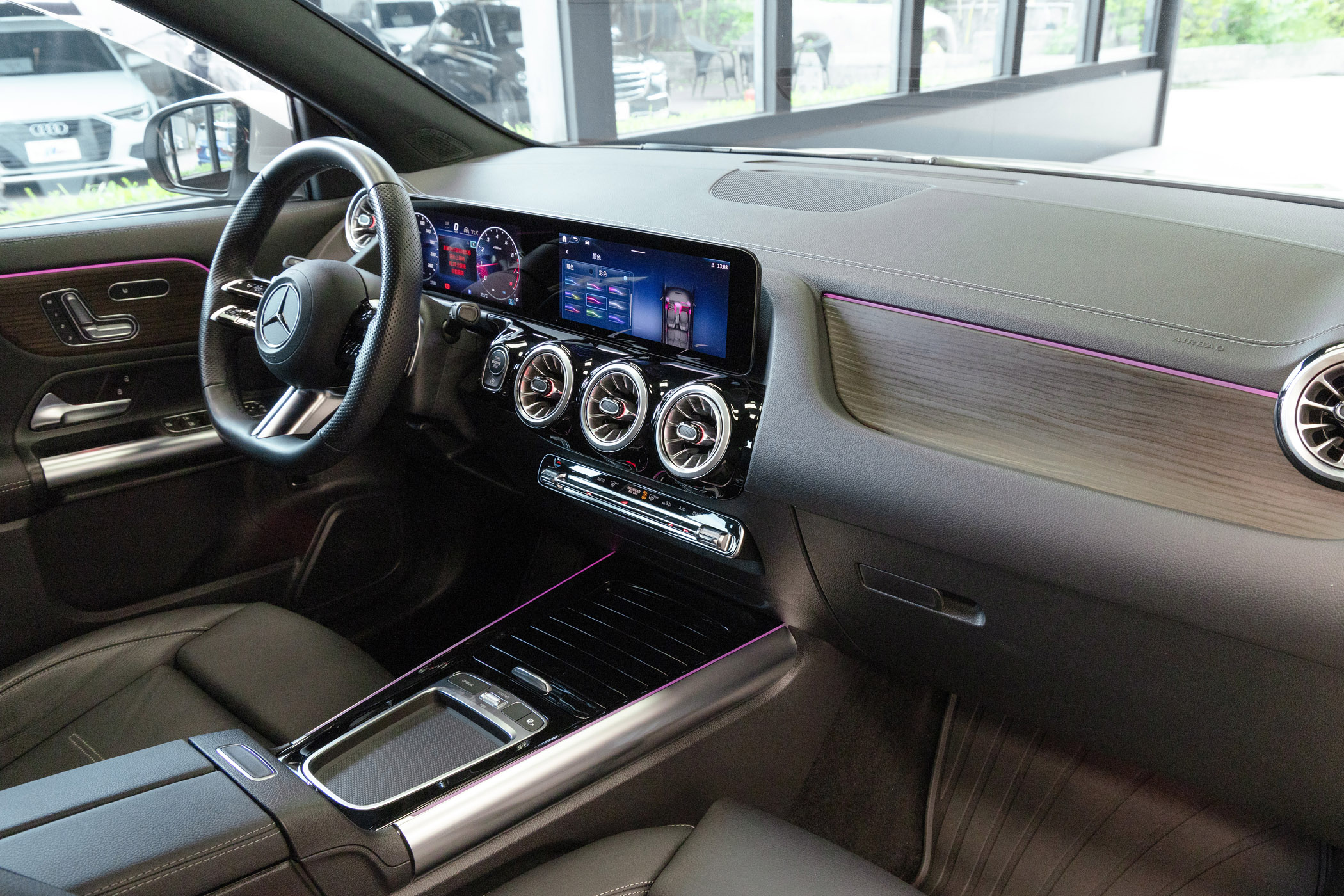 Mercedes-Benz GLA200