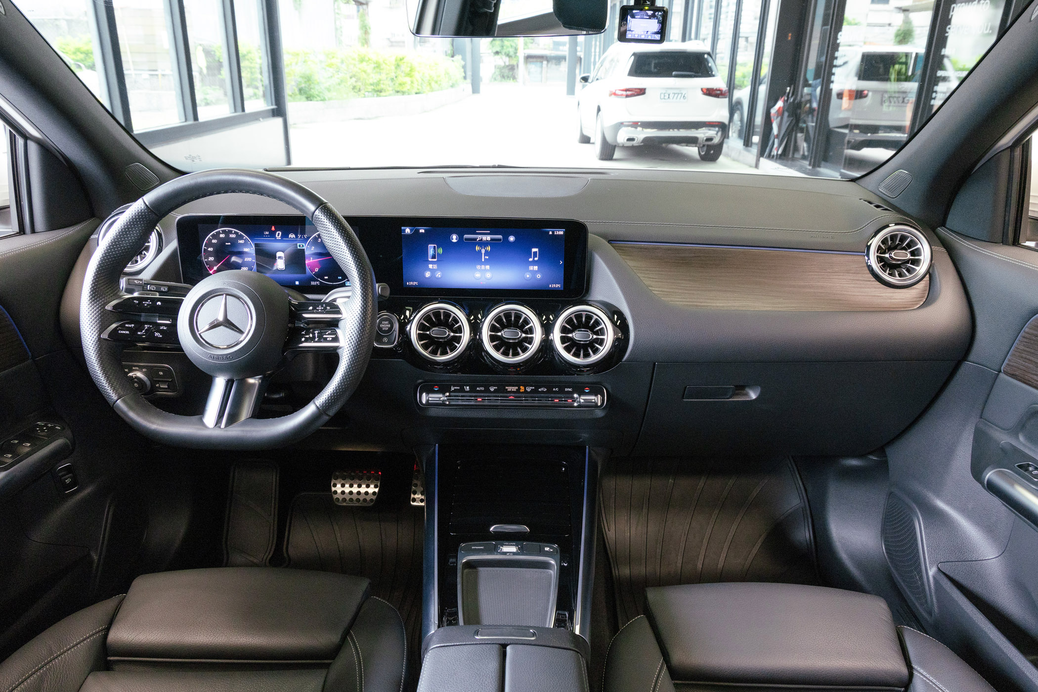 Mercedes-Benz GLA200