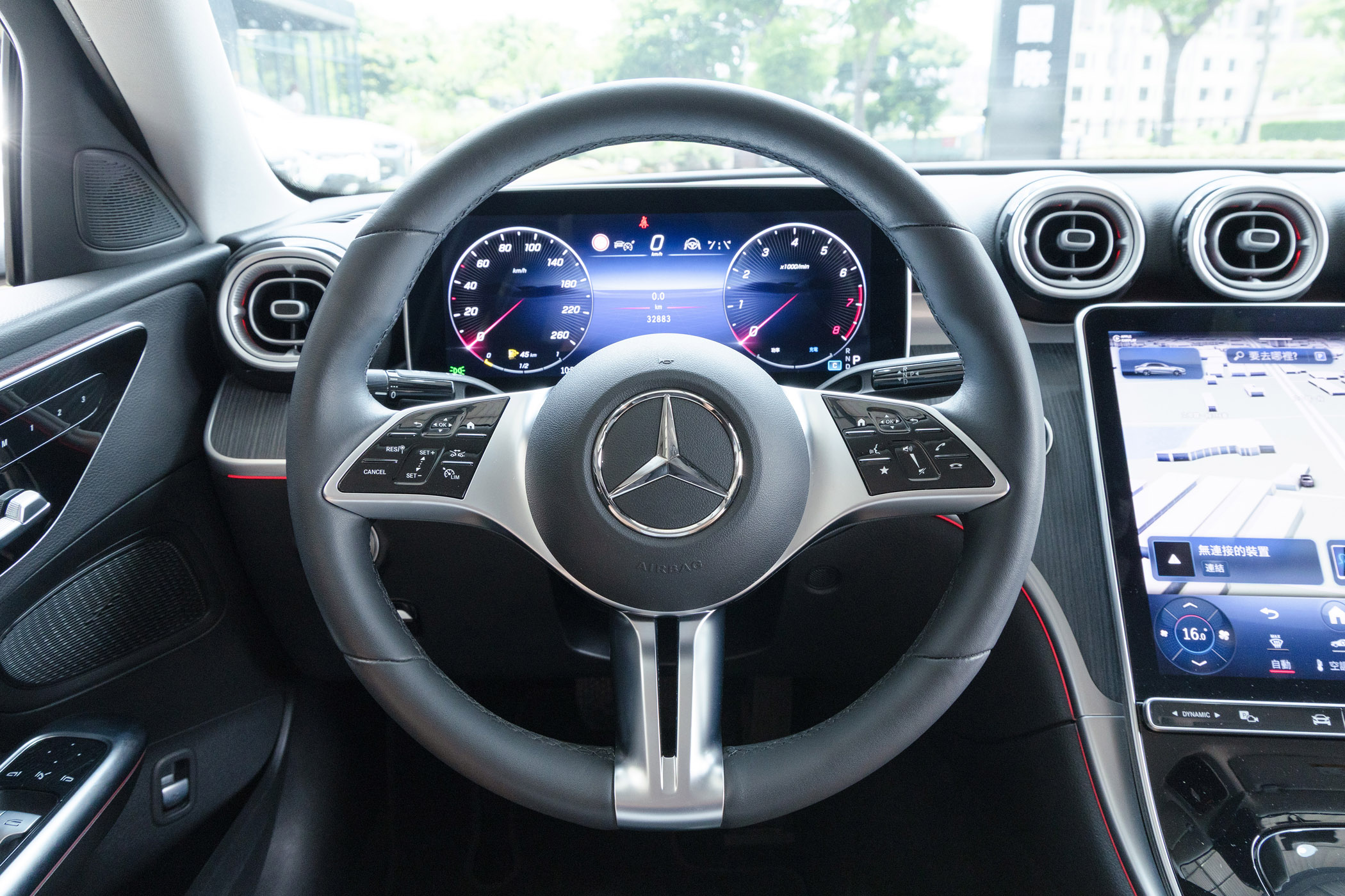 Mercedes-Benz C200