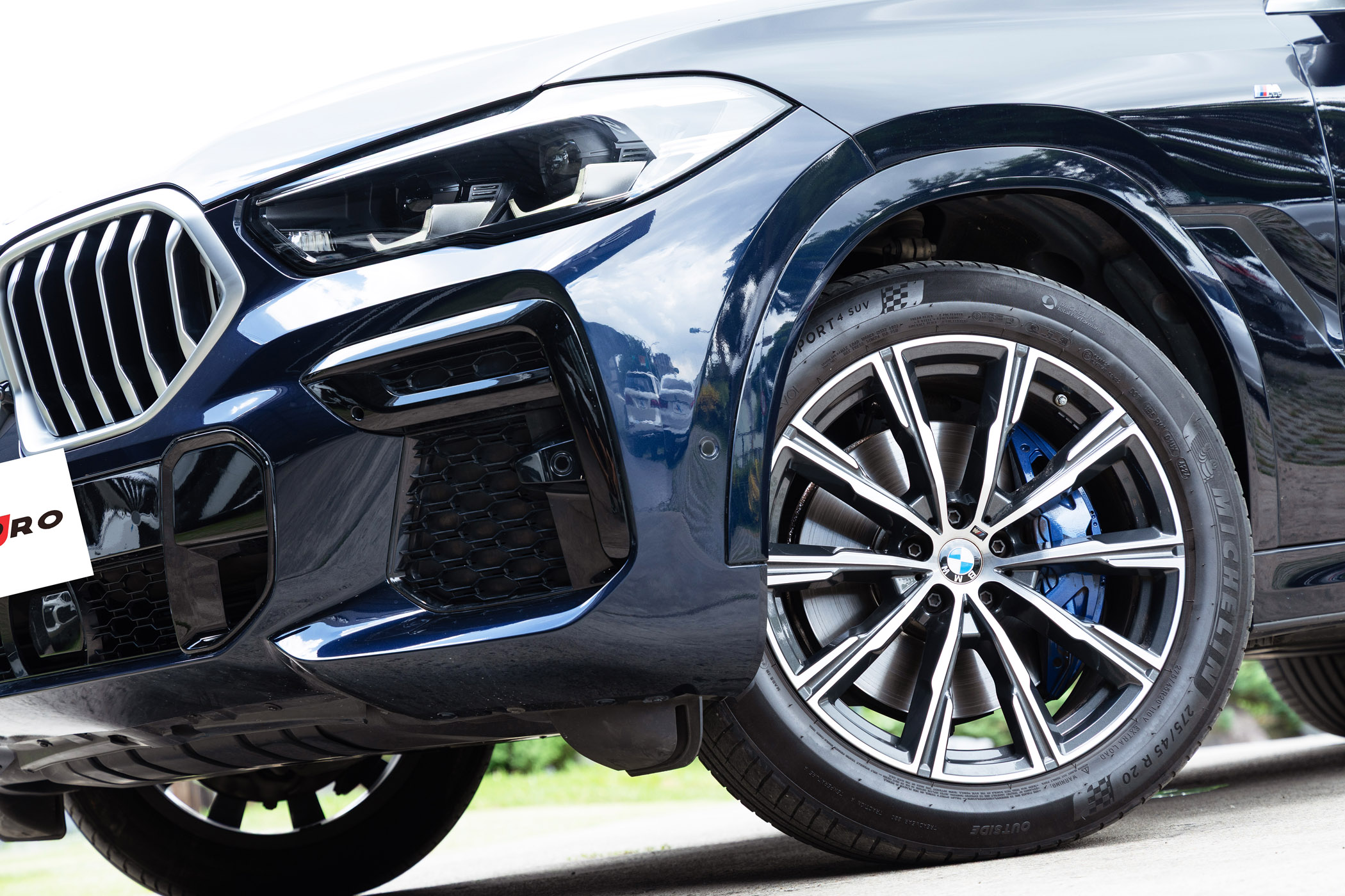 BMW xDrive40i