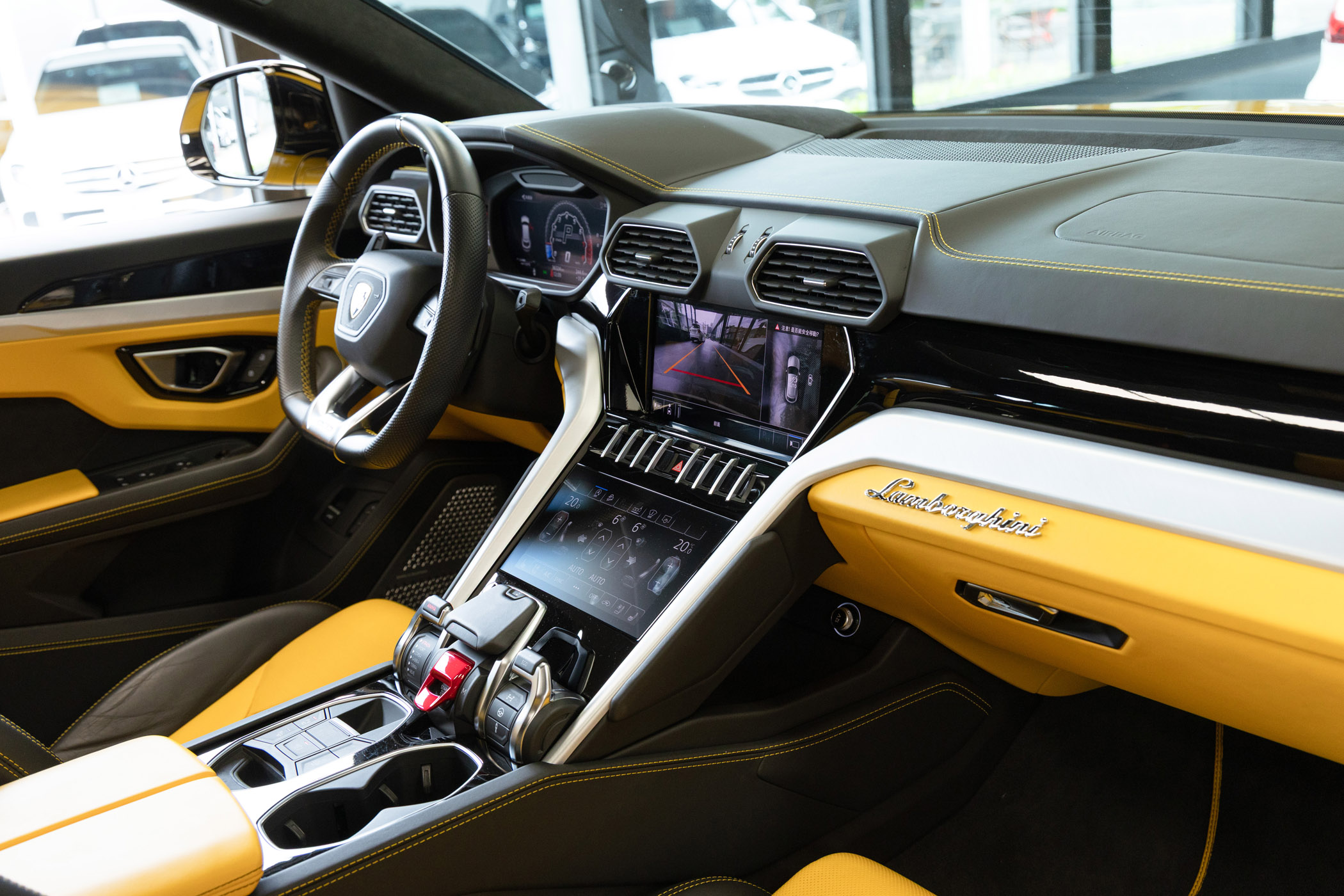 Lamborghini Urus