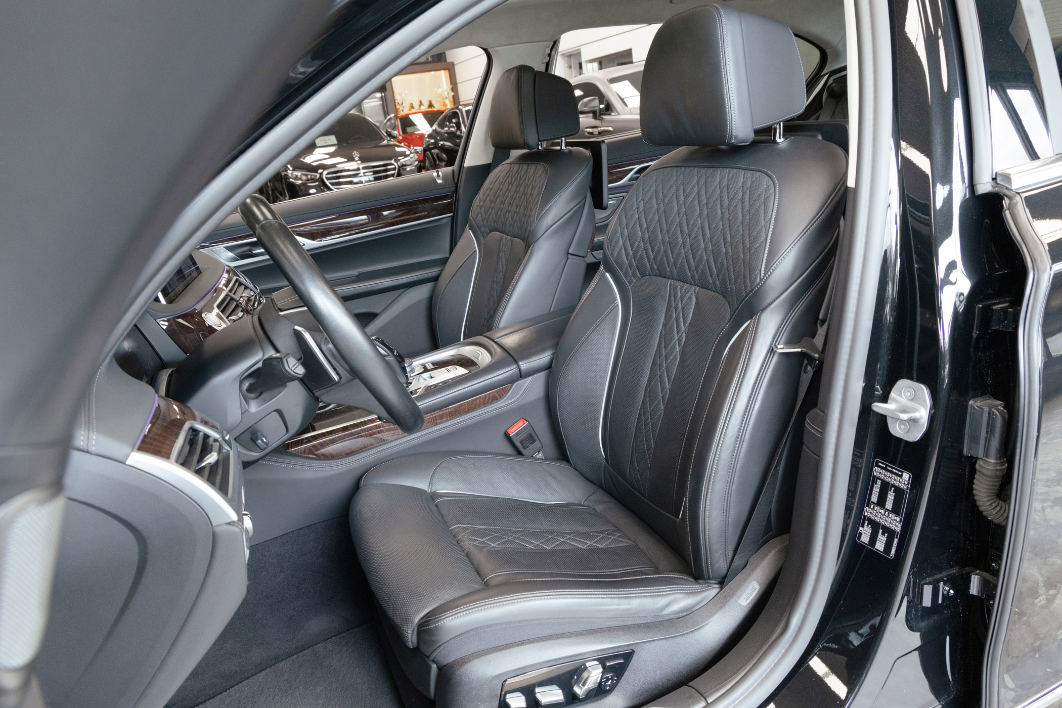 BMW 740Li