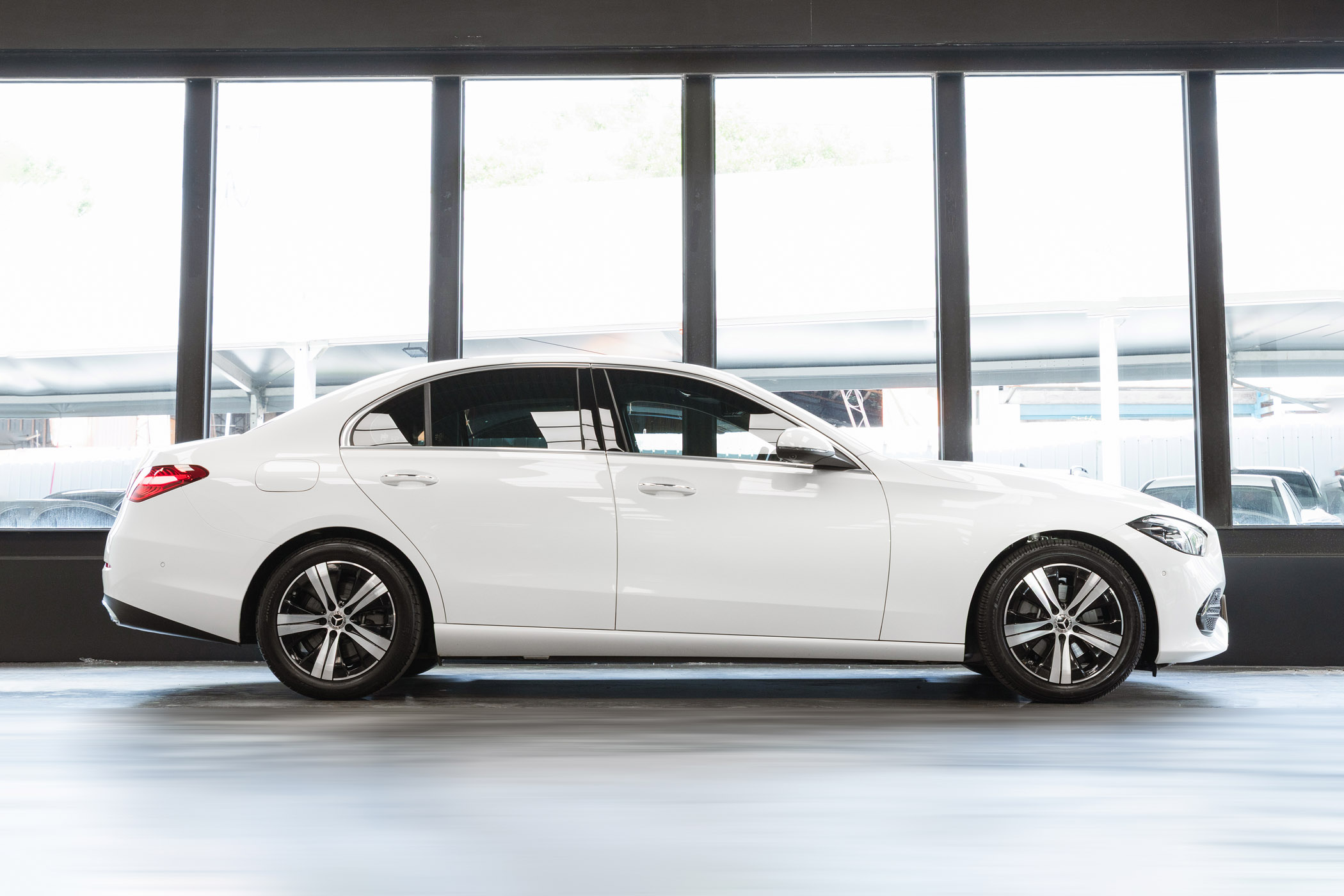Mercedes-Benz C180