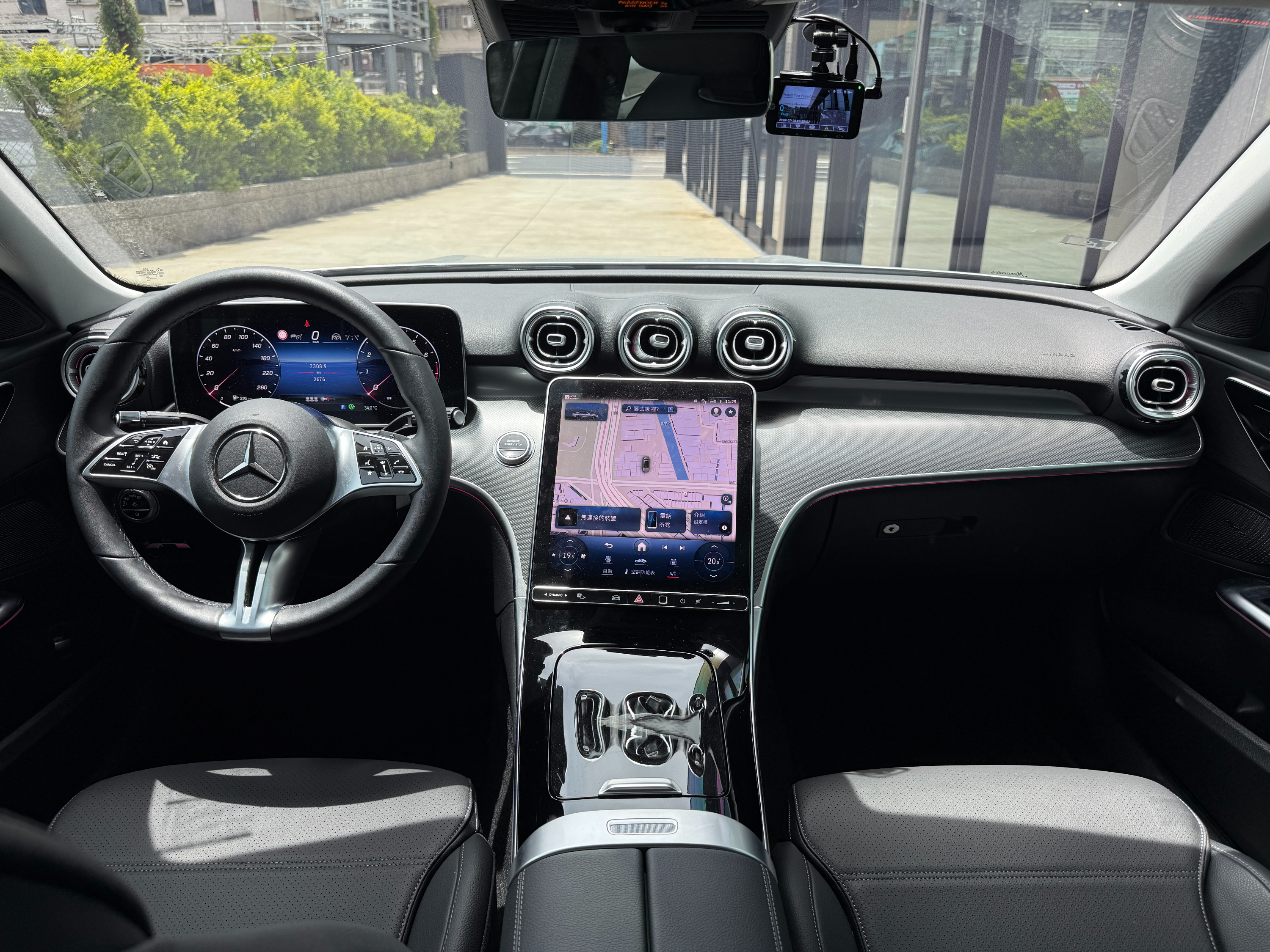 Mercedes-Benz C180