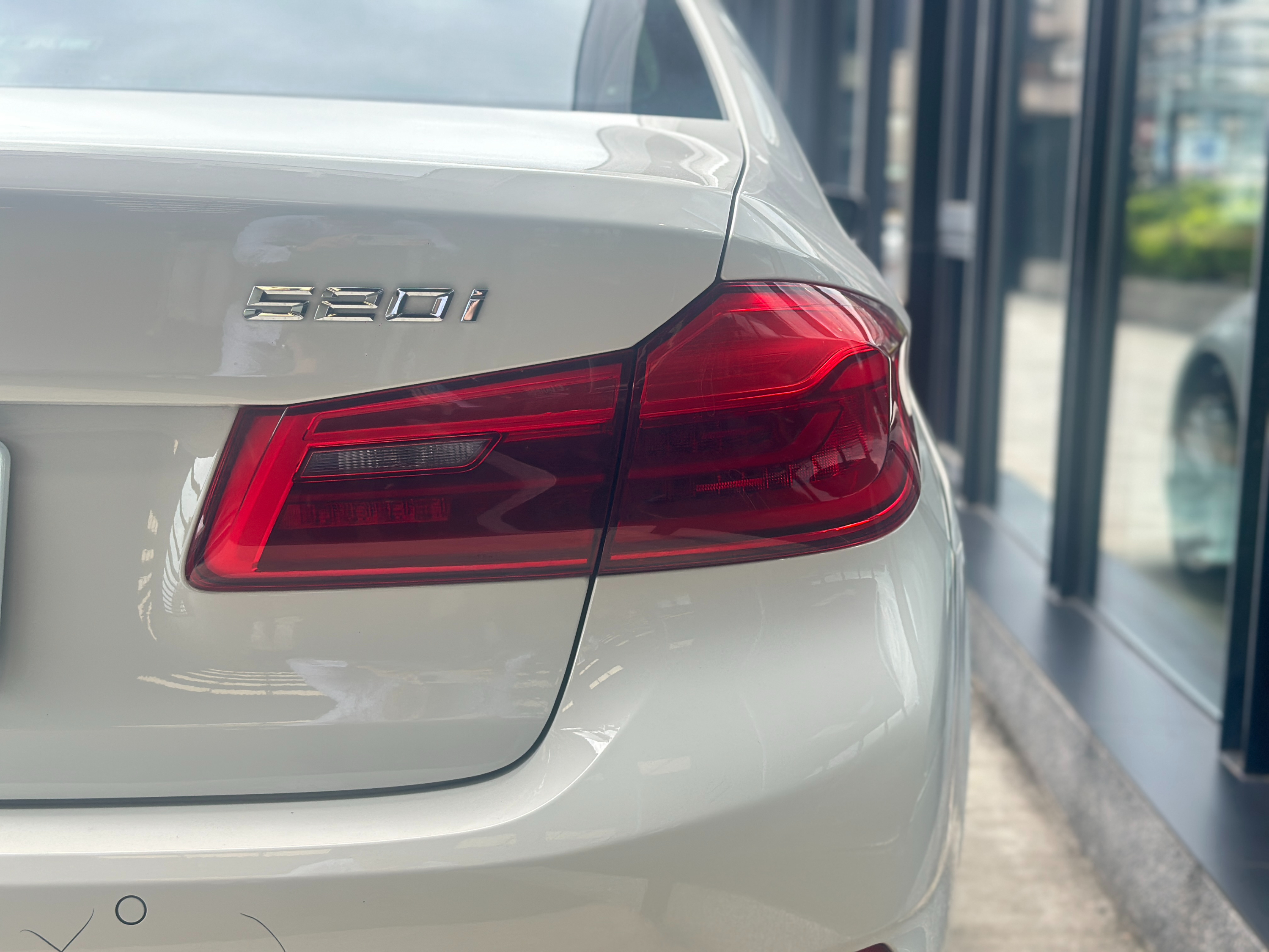 BMW 520i白金旗艦版