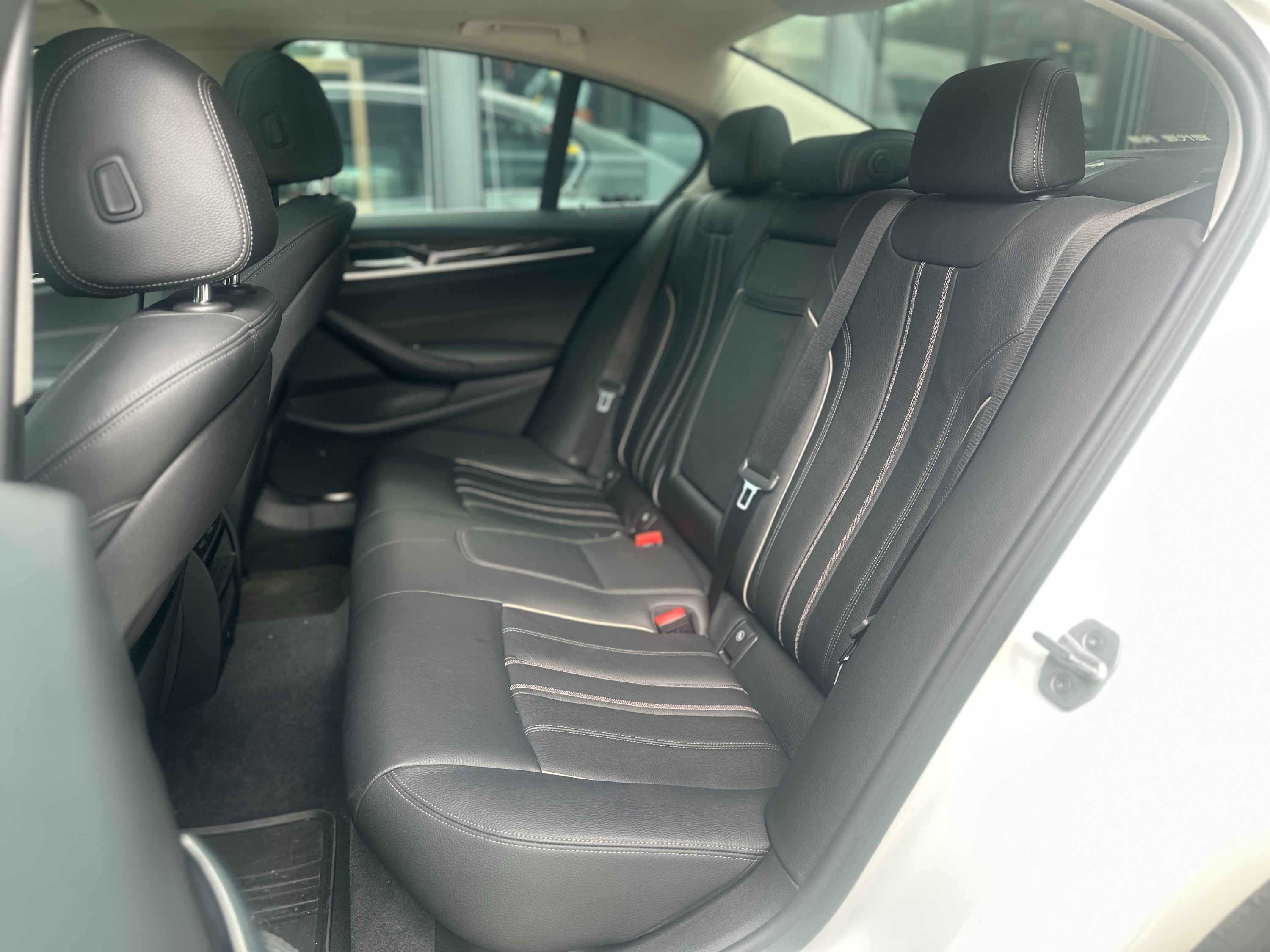 BMW 520i白金旗艦版