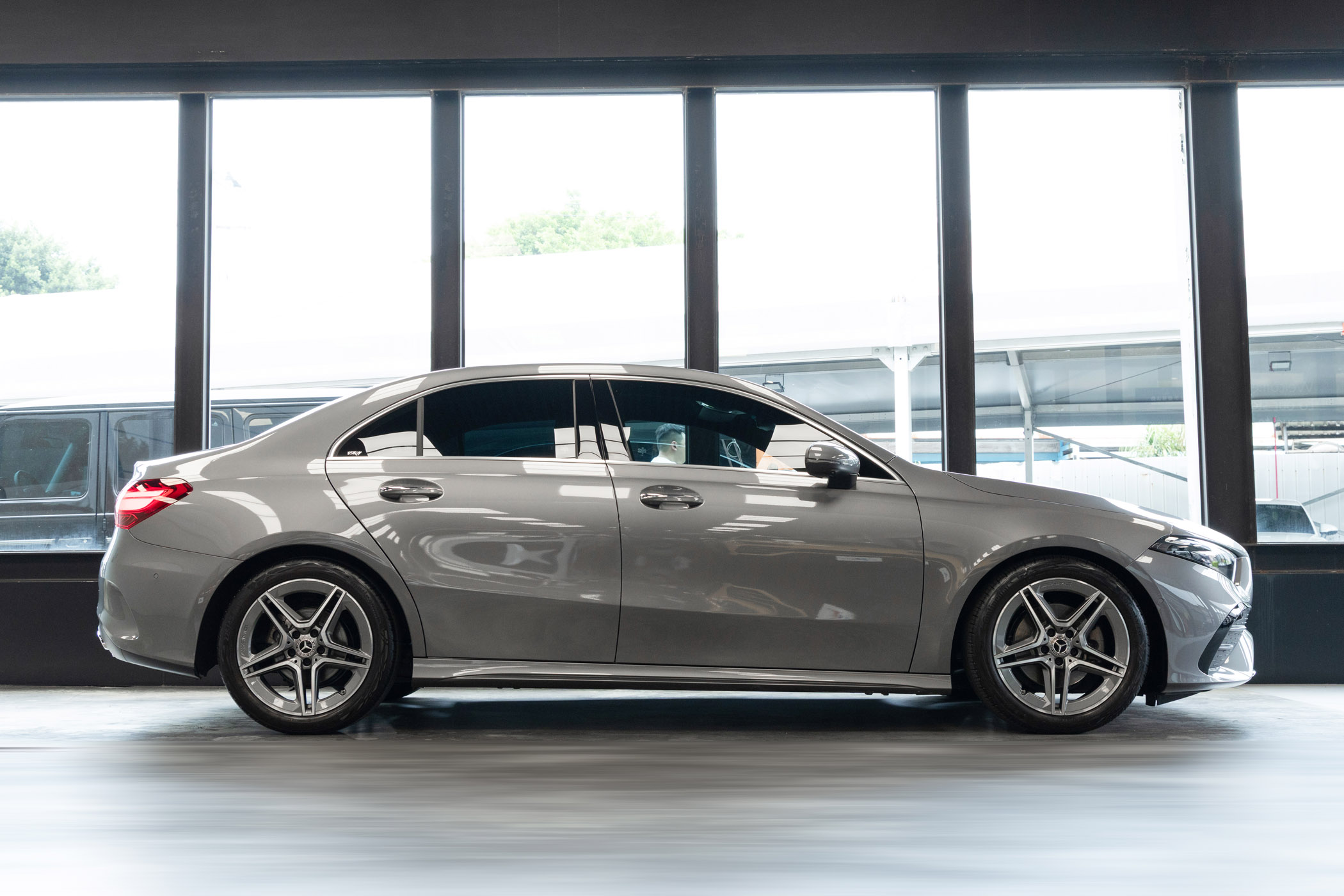 Mercedes-Benz A 180