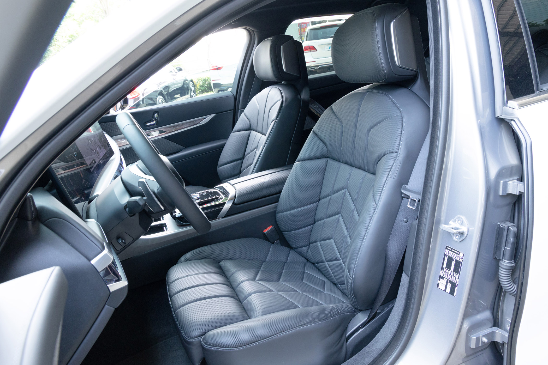 BMW 735i