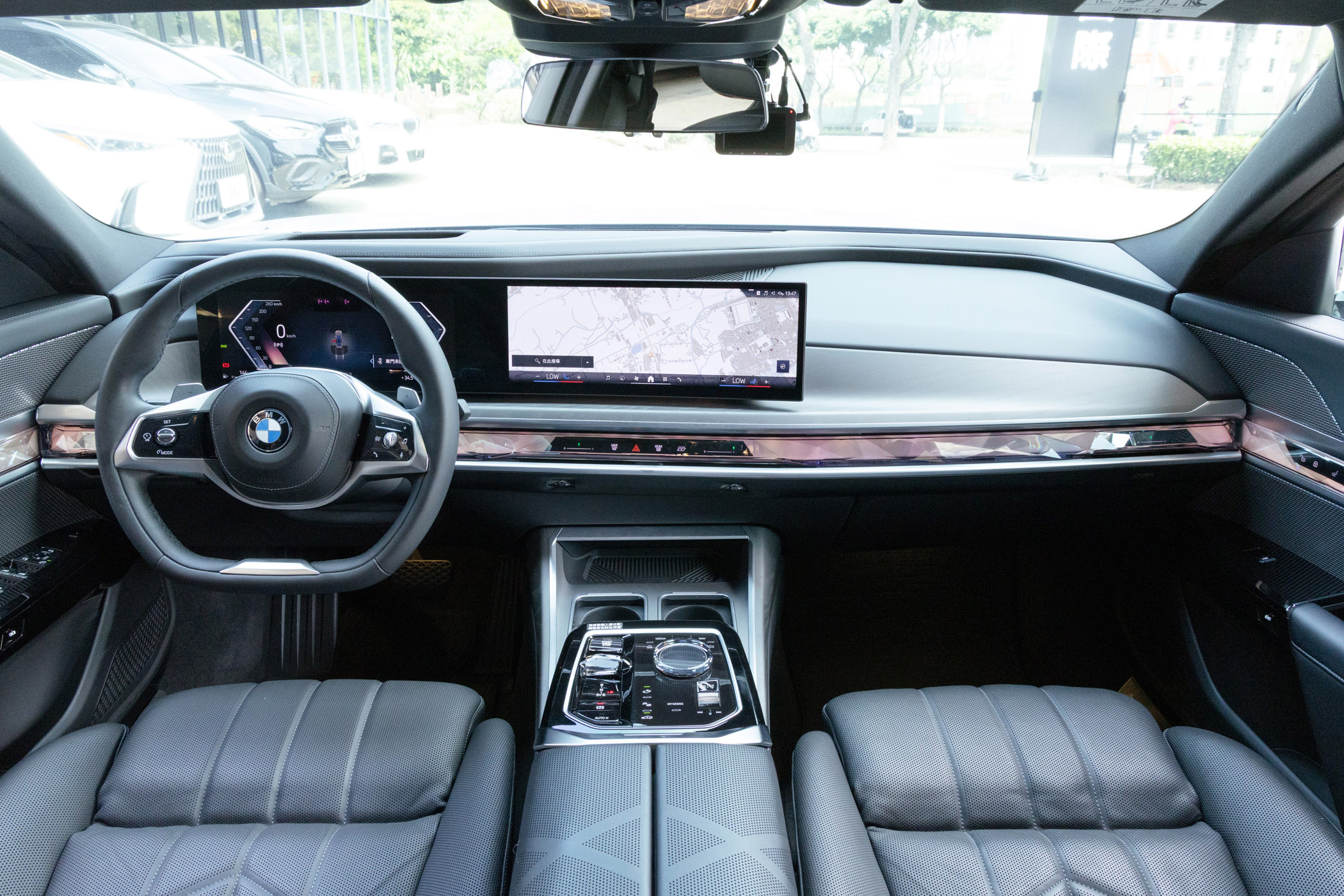 BMW 735i