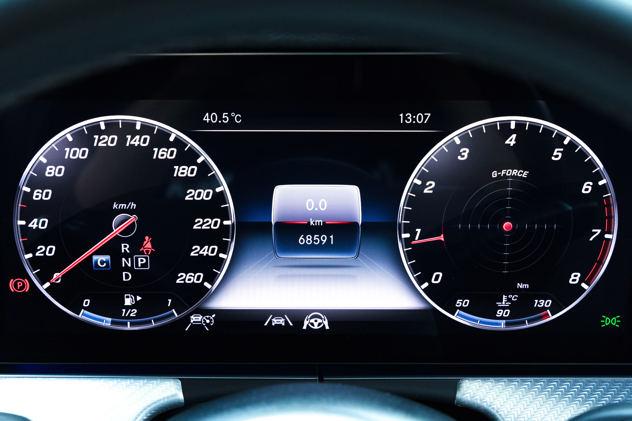 Mercedes-Benz E200