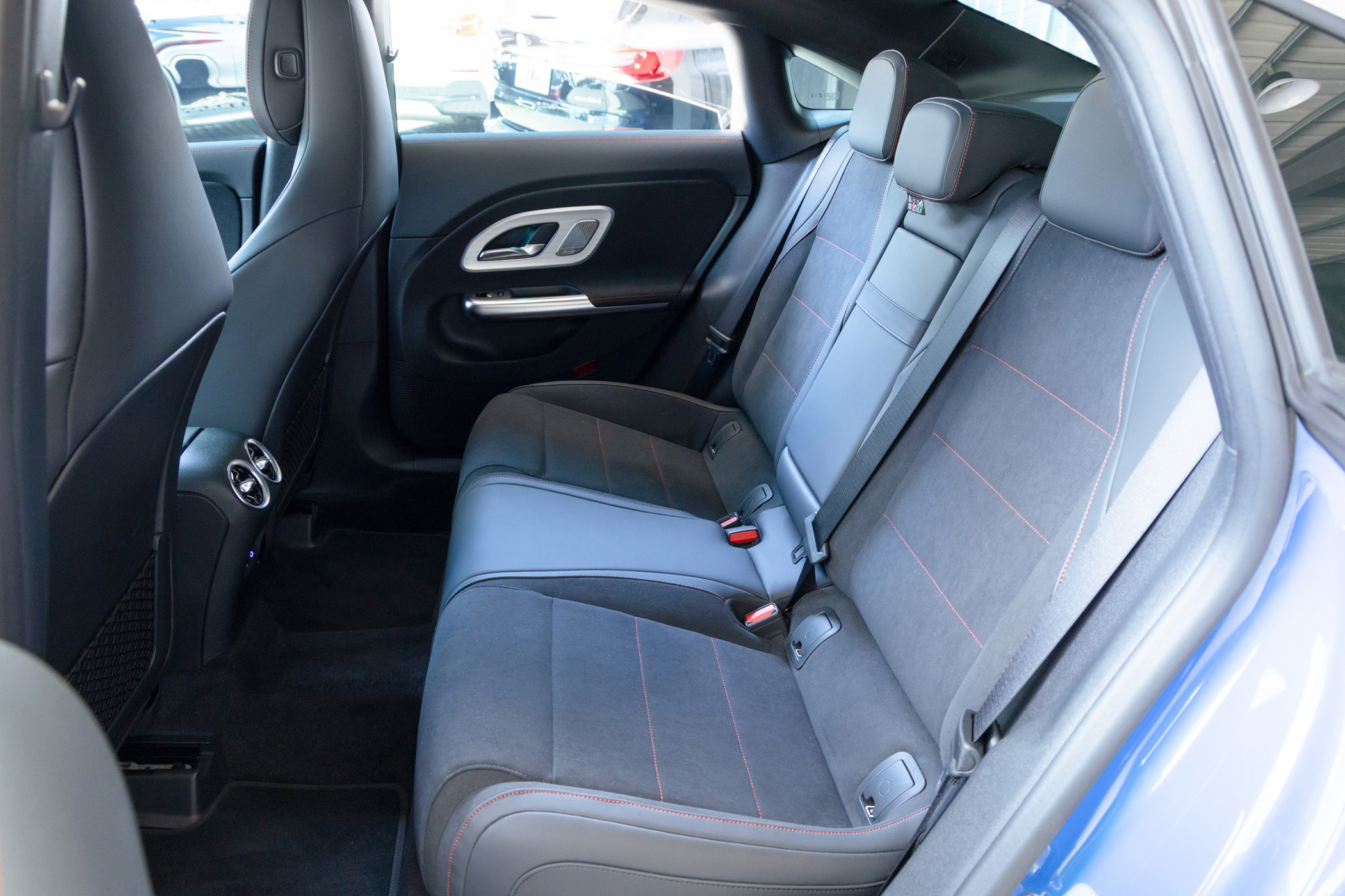 Mercedes-Benz CLA220