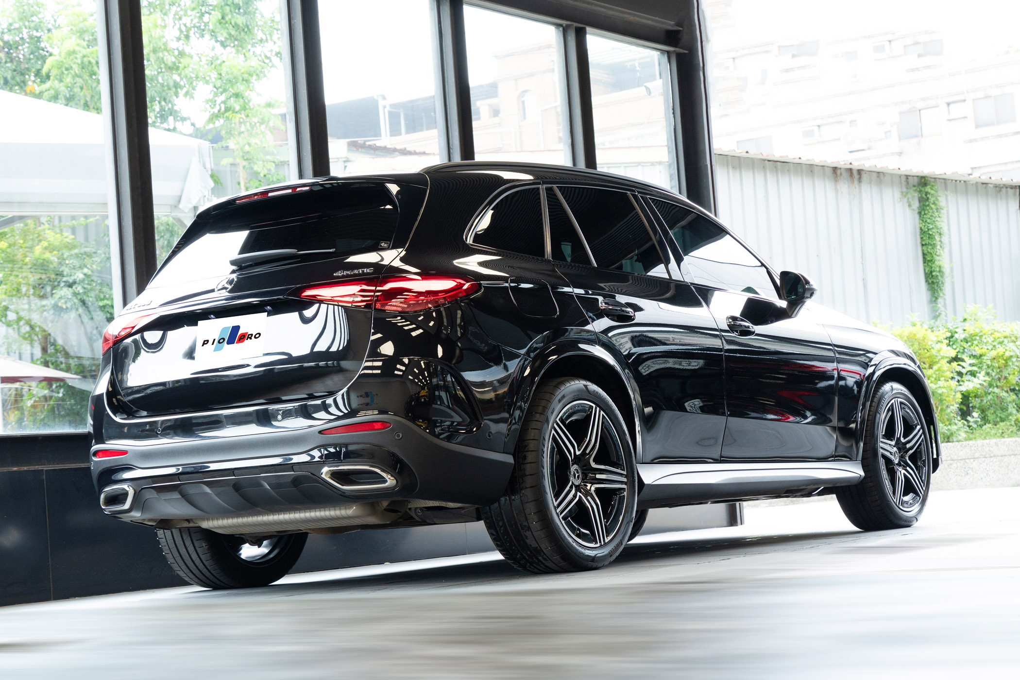 Mercedes-Benz GLC300 4Matic