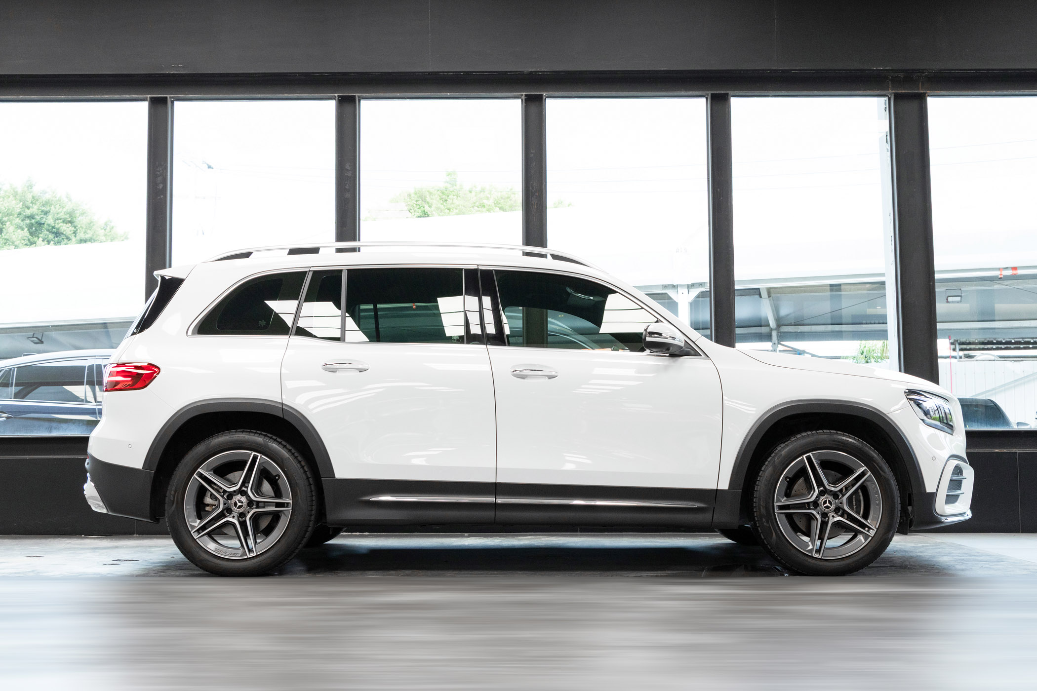 Mercedes-Benz GLB200