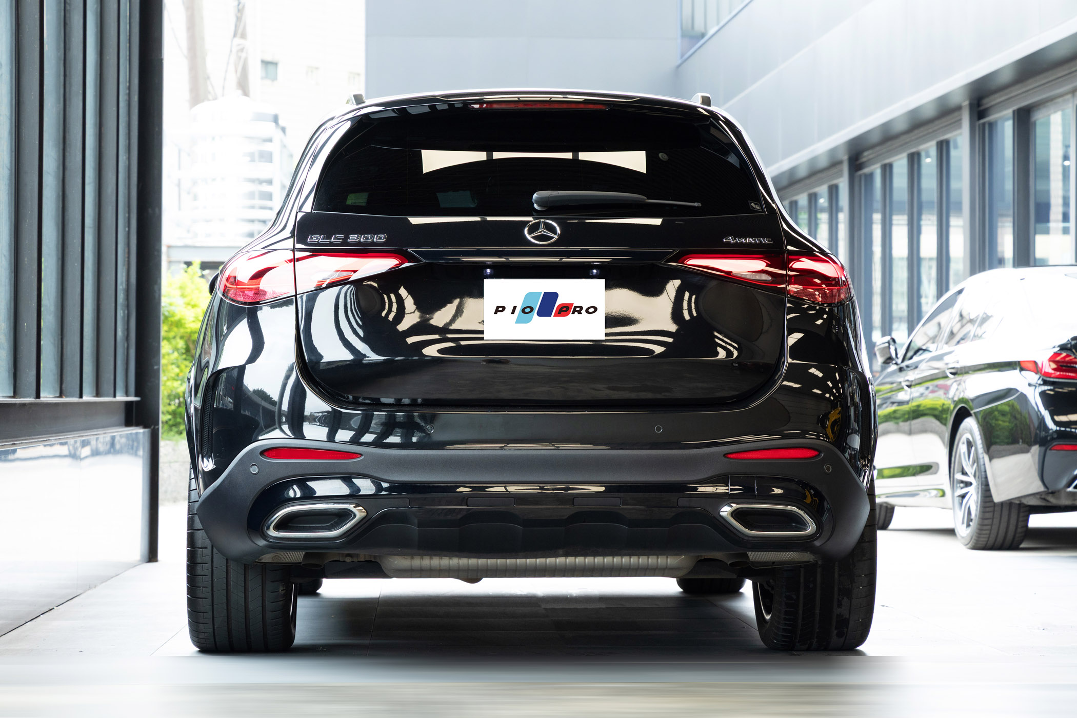 Mercedes-Benz GLC300 4Matic