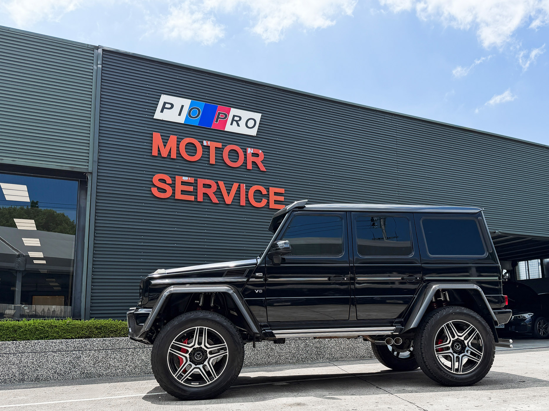 Mercedes-Benz G 500